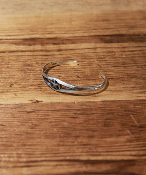Triangle Wire Star Bangle -Narrow-