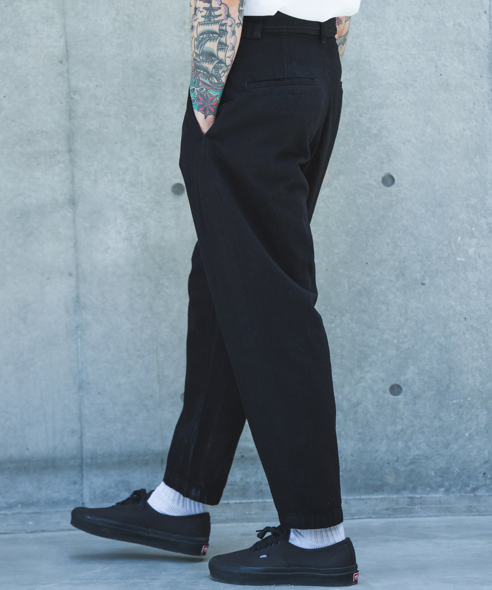 【予約商品】10oz NATURAL SLUB DENIM / BELTED WIDE TAPERD PANTS /M263104