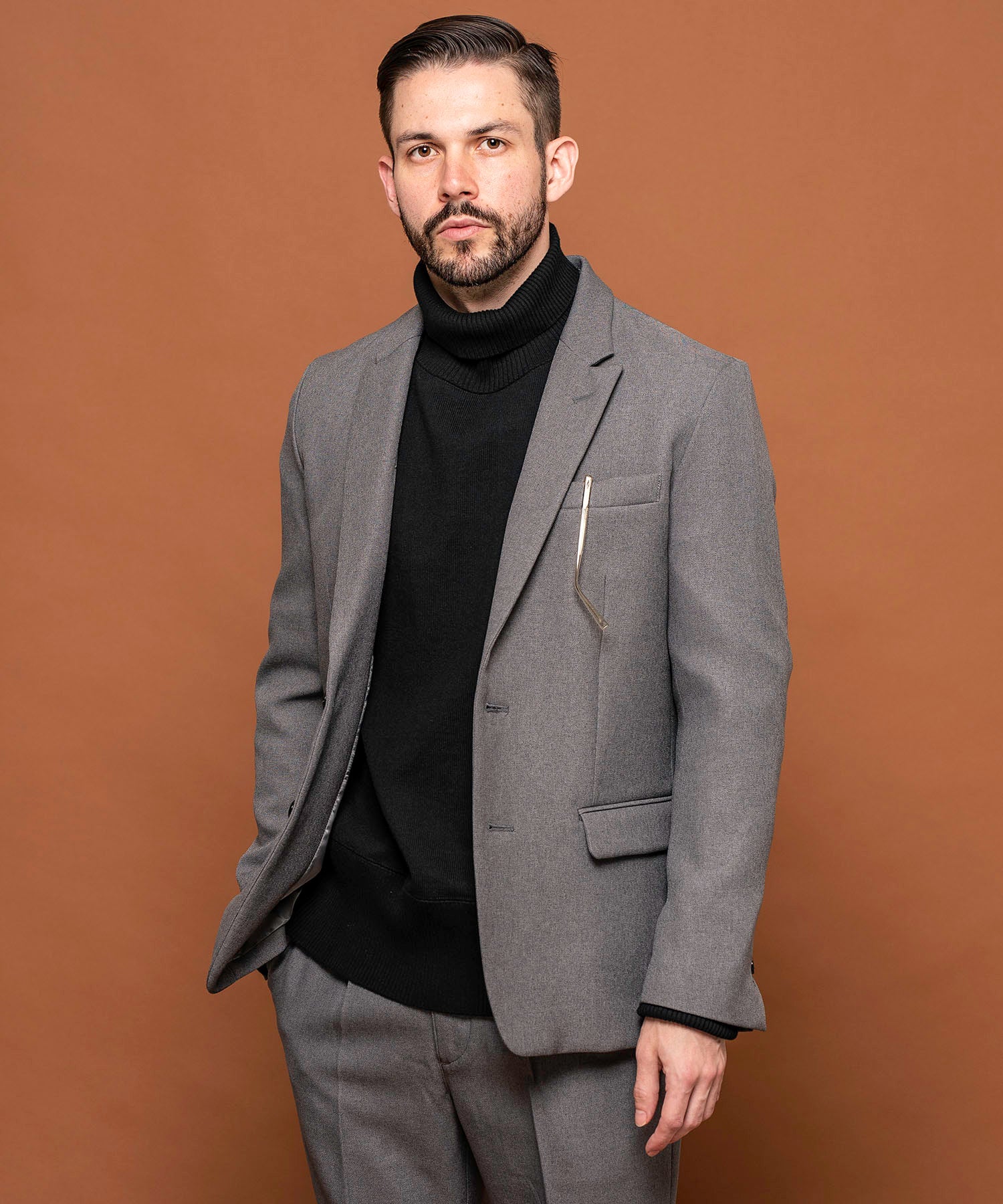 MR.OLIVE / RETRO POLYESTER TWILL / 2B SEMI PEAKED LAPEL JACKET