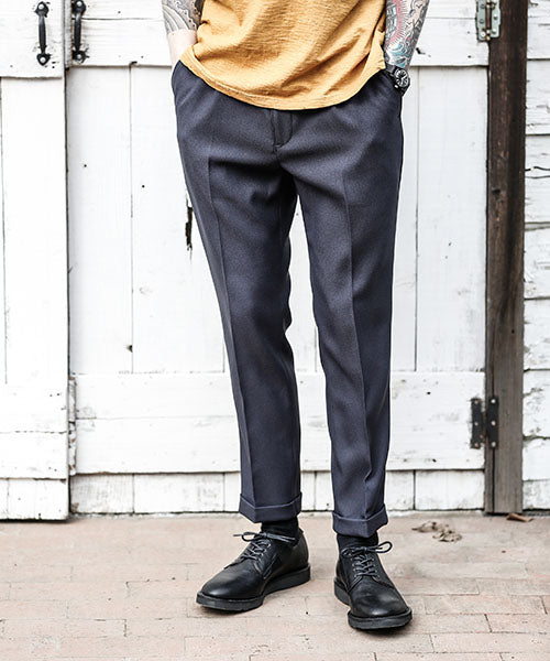 MR.OLIVE / RETRO POLYESTER TWILL / ONE PLEATS STA-PREST TAPERED PANTS