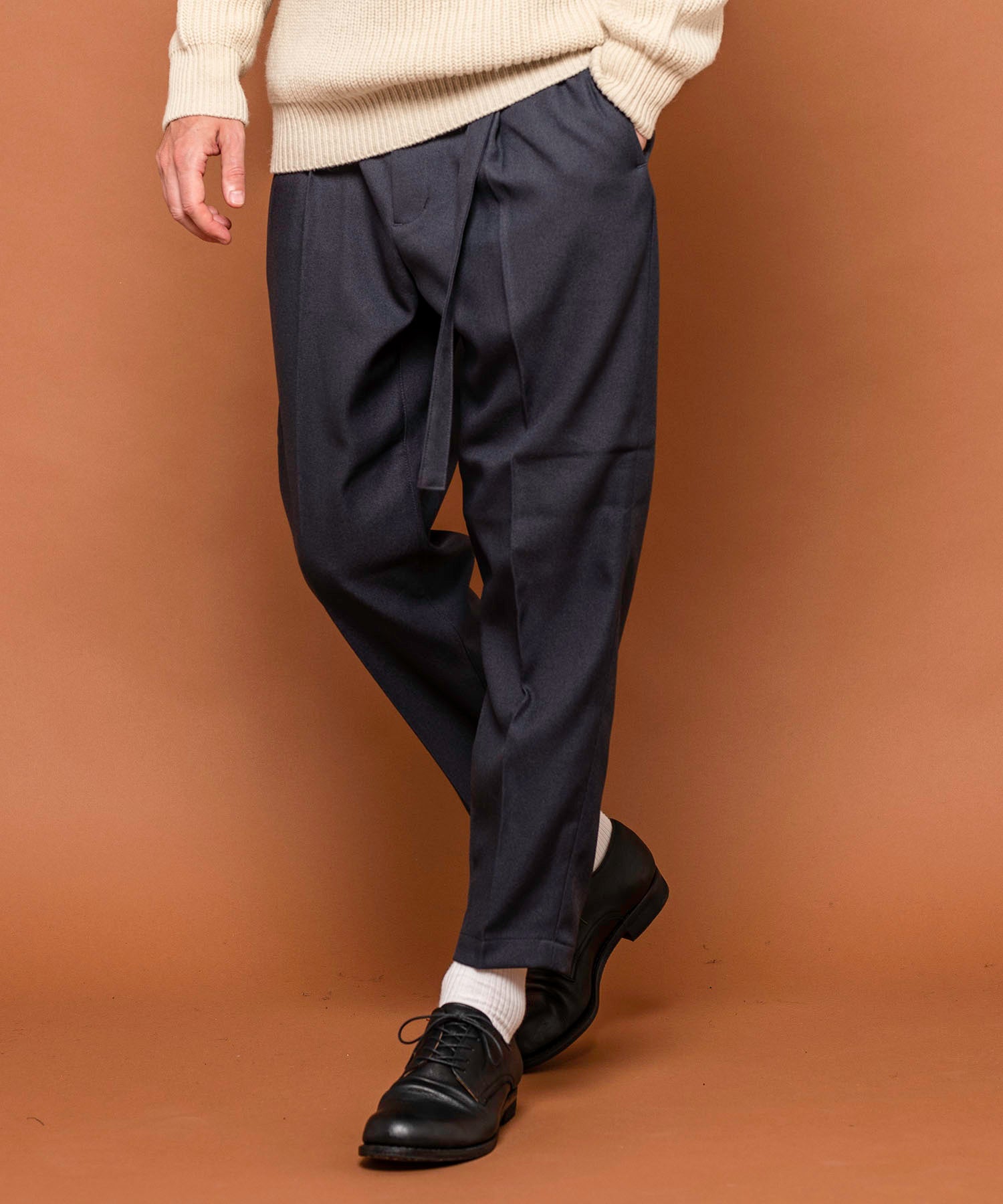 MR.OLIVE / RETRO POLYESTER TWILL / BELTED WIDE TAPERED PANTS / M