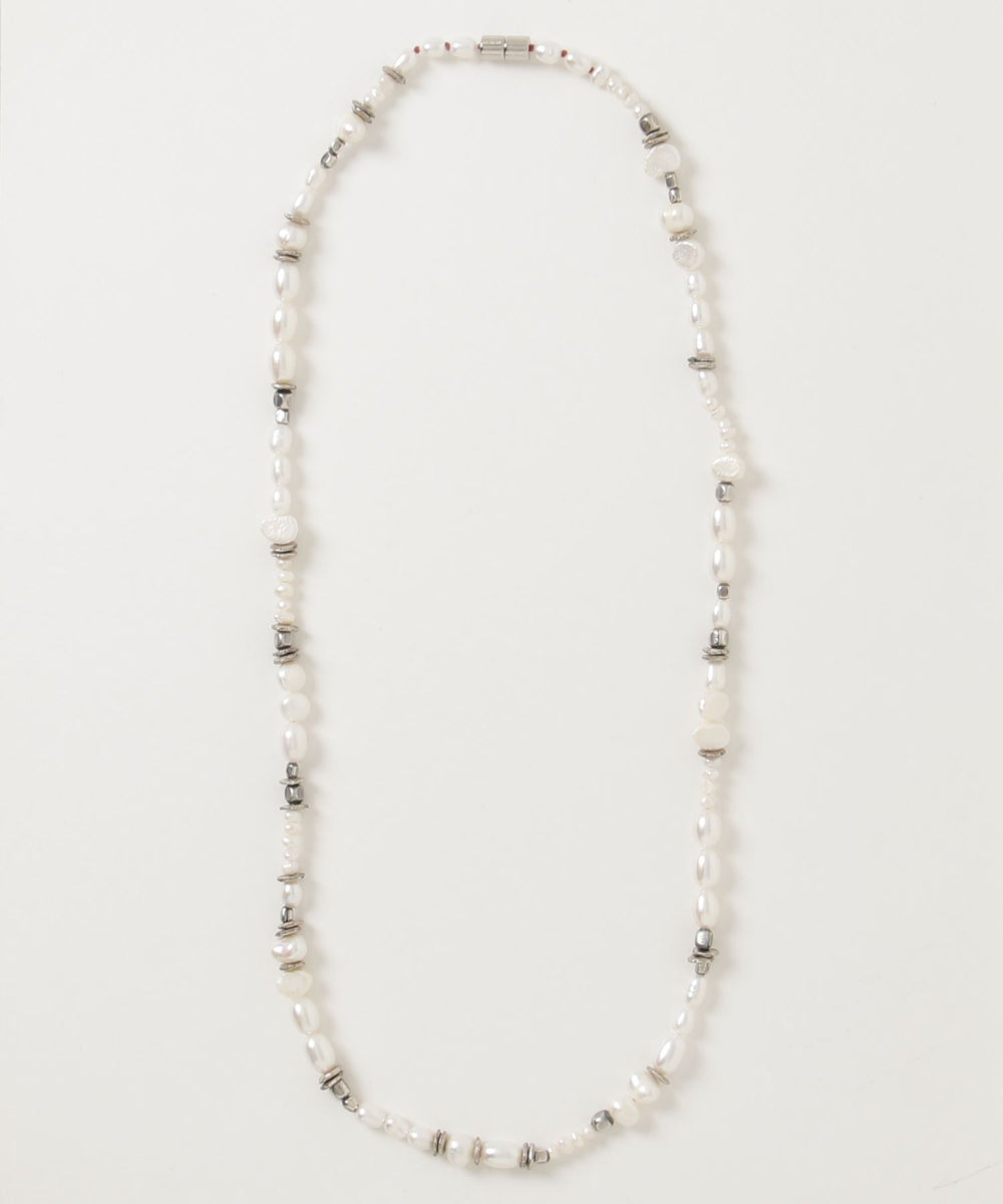 Metal x Pearl Long Necklace