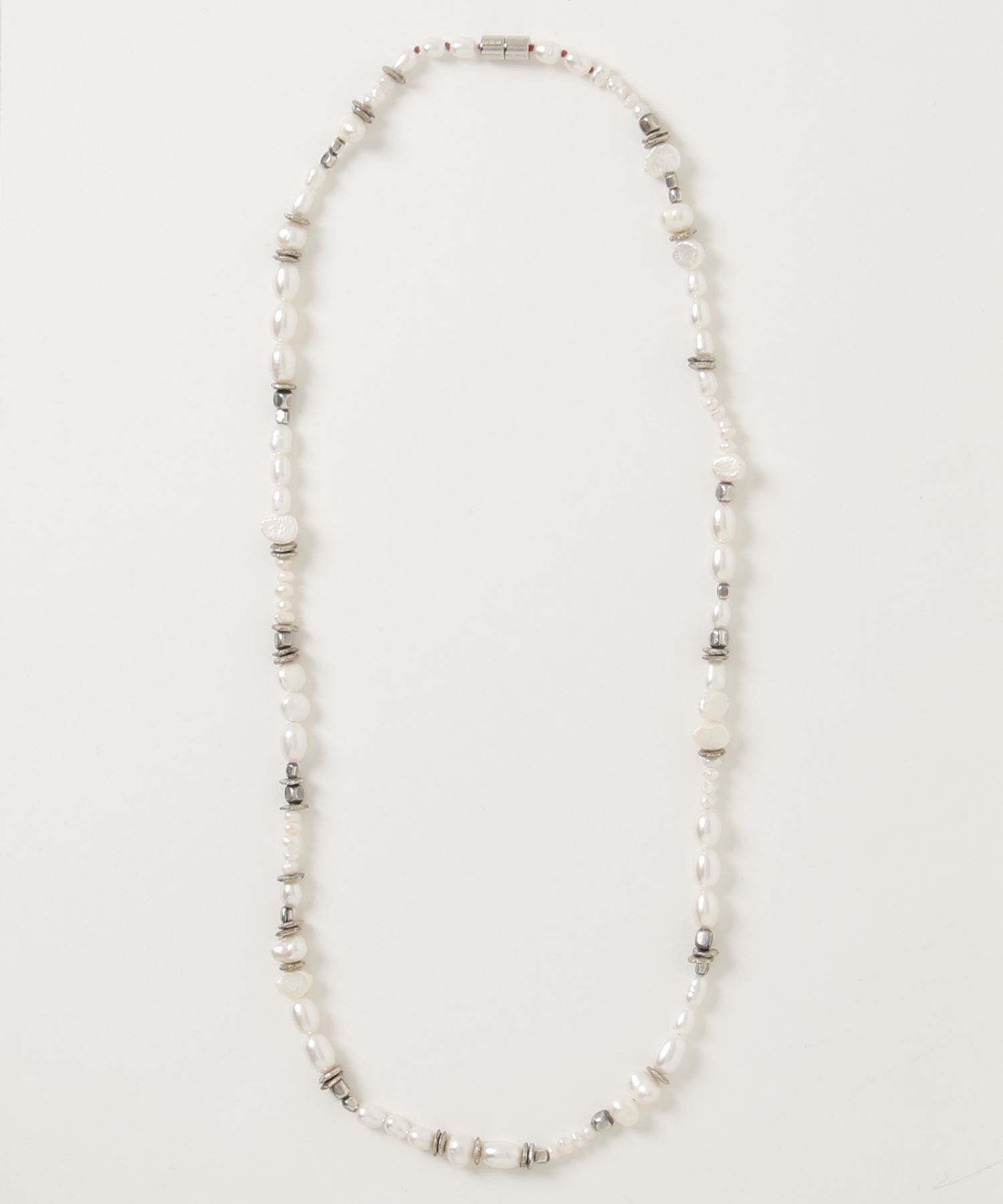 Metal x Pearl Long Necklace
