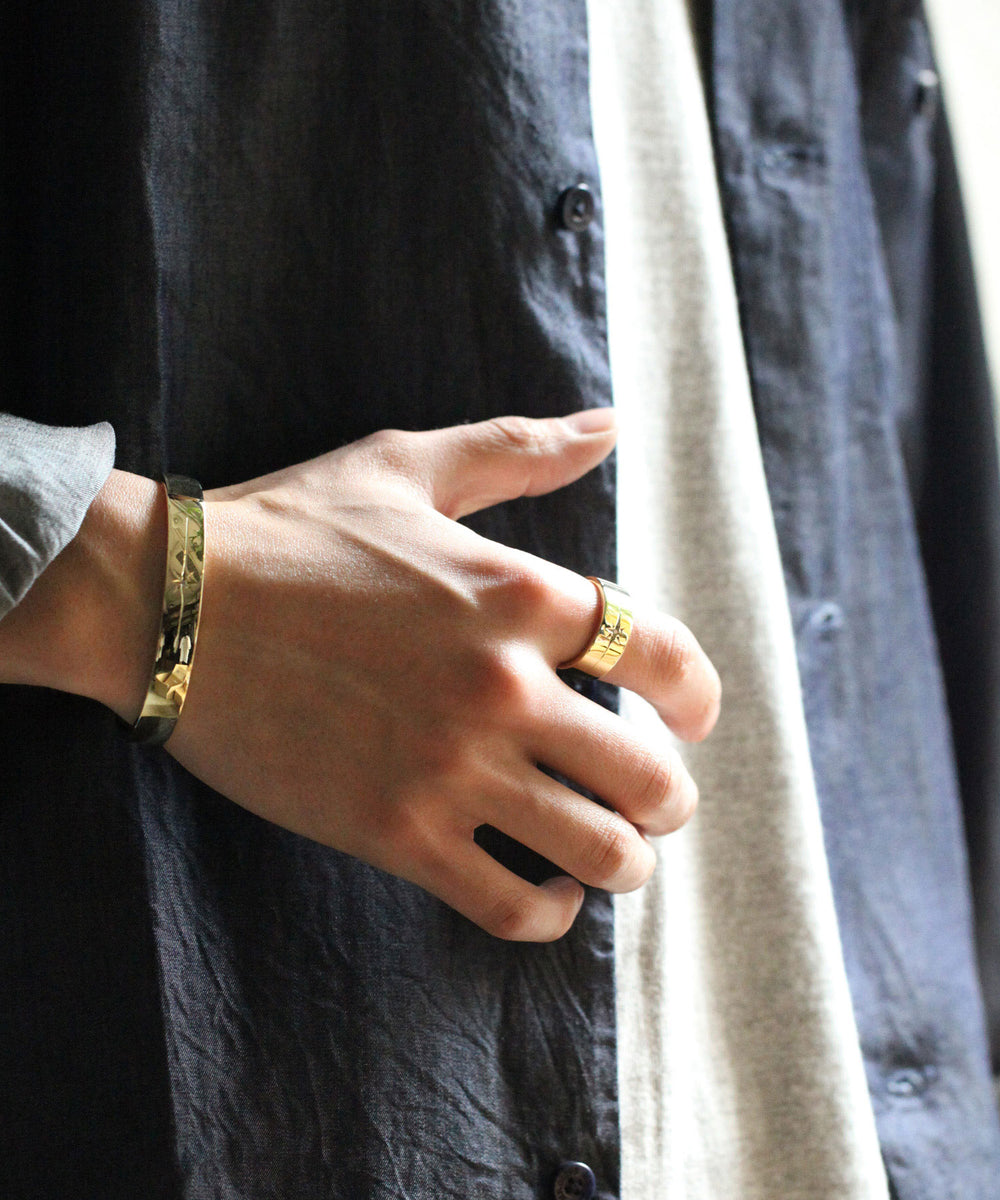 Flat Brass Diamond Bangle / HYJK-307