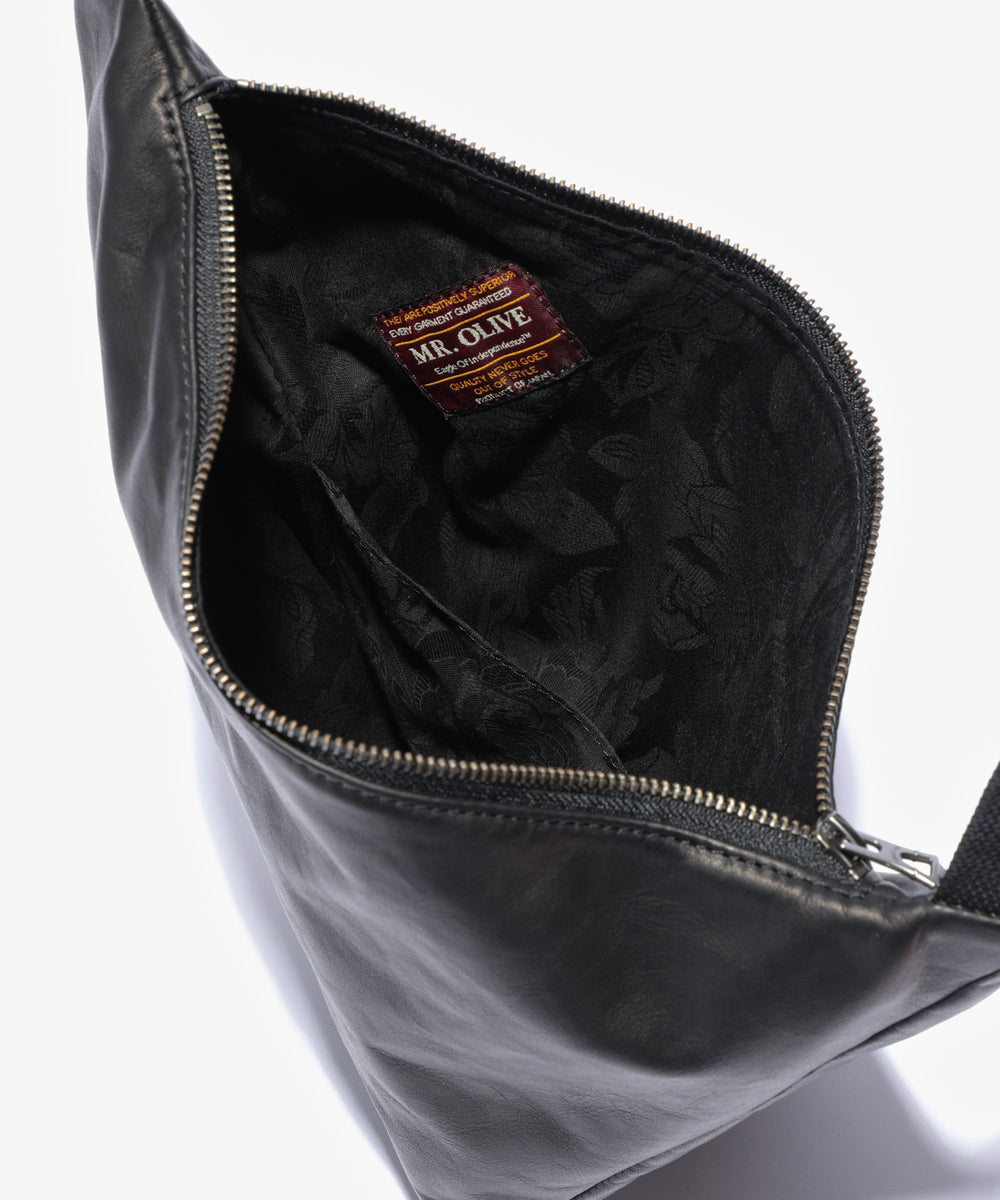 IMPERMA-LEATHER / TRIANGLE BODY BAG / ME696