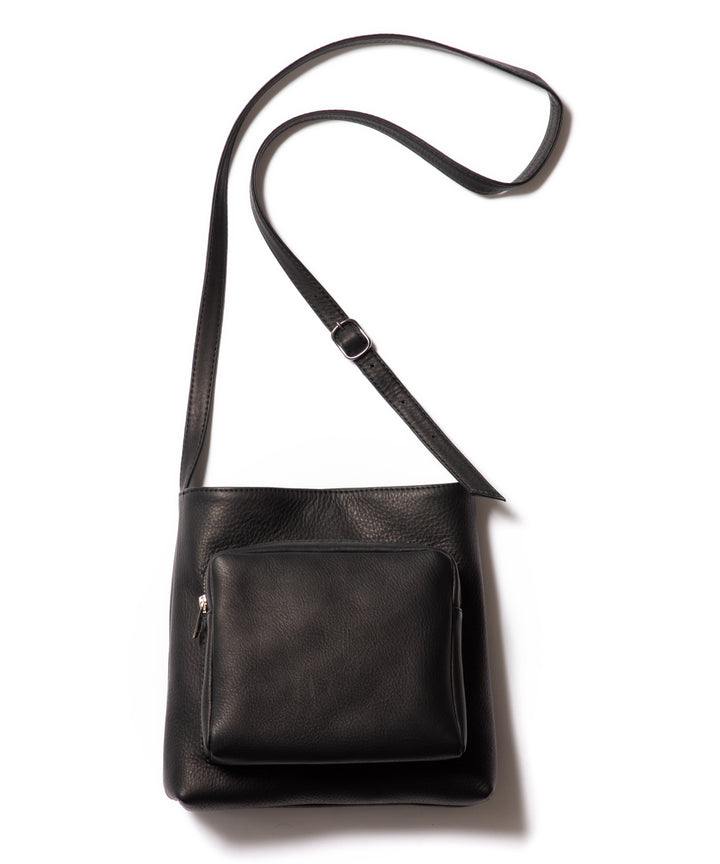 IMPERMA-LEATHER / GUSSET POCKET COMPACT SHOULDER BAG / ME652