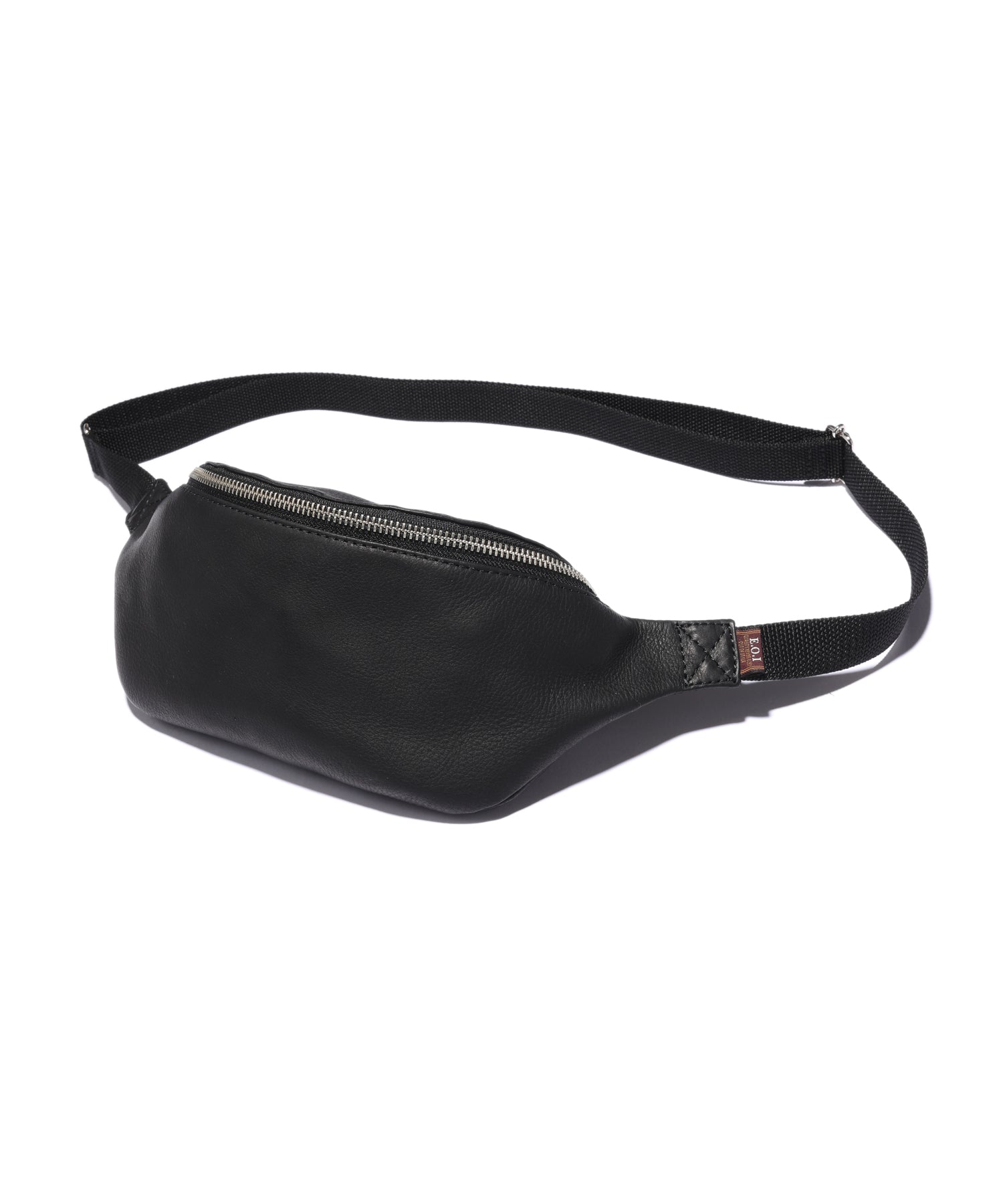 IMPERMA-LEATHER / SMALL BODY BAG / ME681