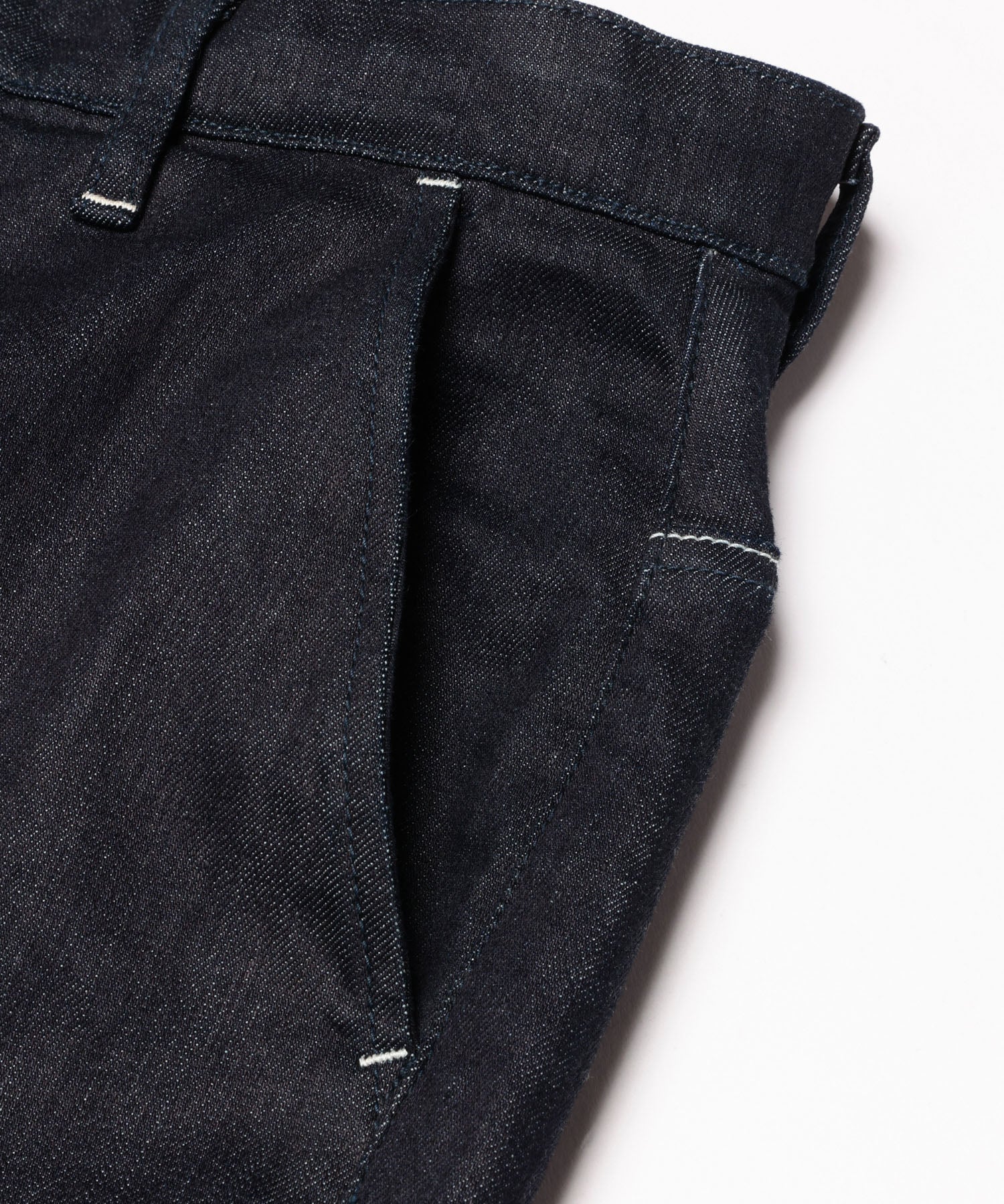 SUPER STRETCH DENIM / ONE WASH WIDE STRAIGHT PANTS / M233106