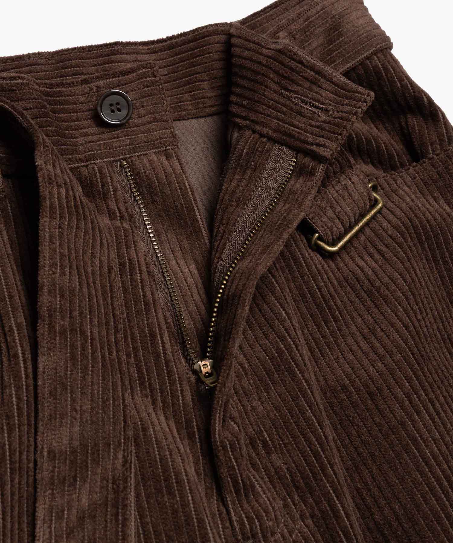 【予約商品】WIDE WALE CORDUROY / BELTED RELAX TAPERED PANTS /M263130