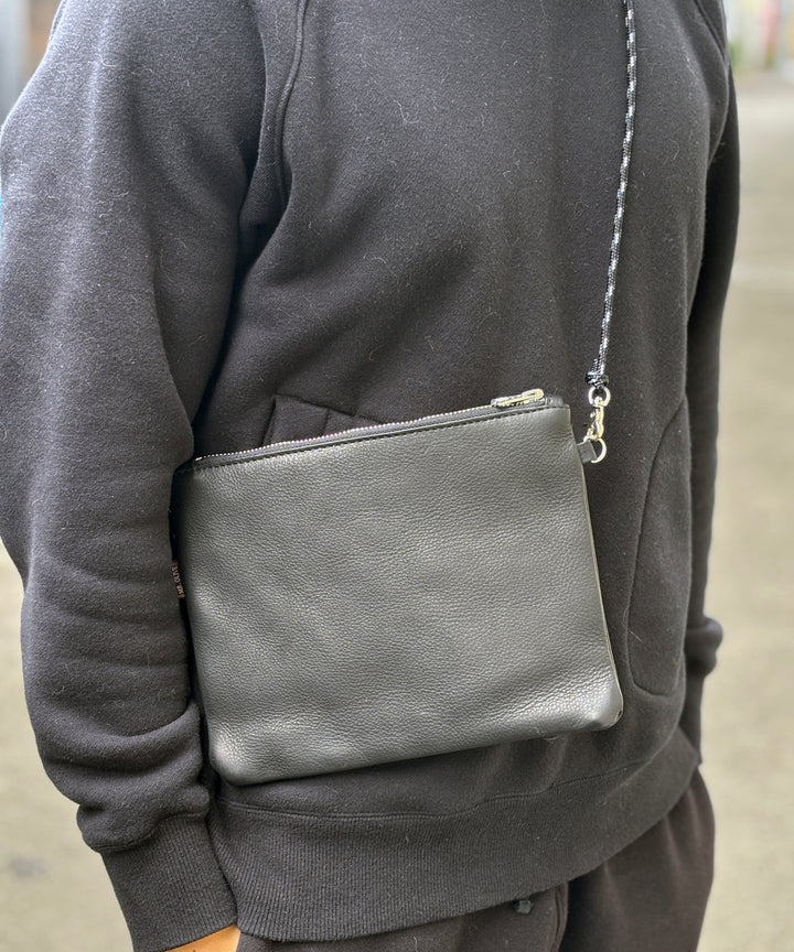 【予約商品】IMPERMA-LEATHER / ZIPPER SMALL SACOCHE  TRAIL / ME680N