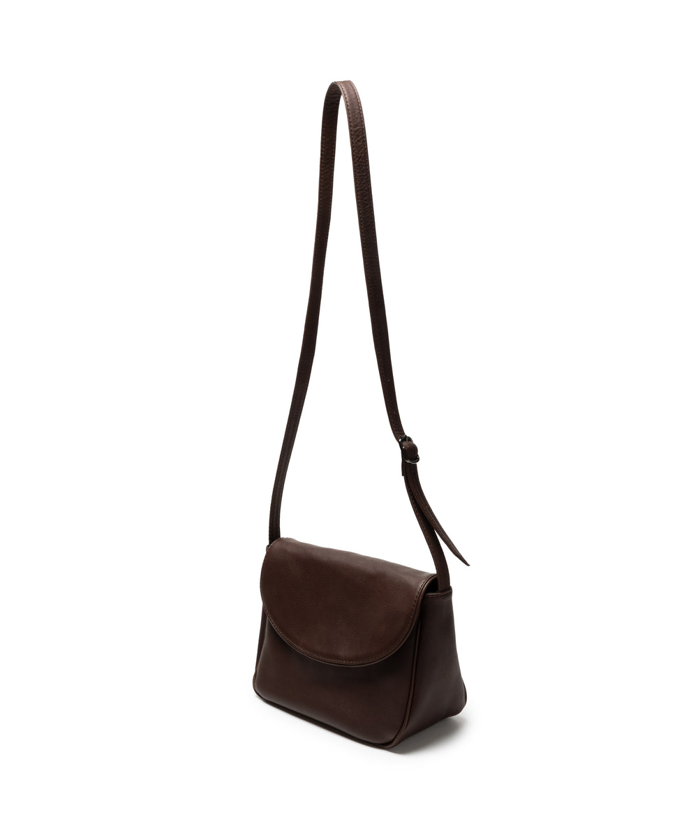 IMPERMA-LEATHER / NEAT SHOULDER BAG / ME668