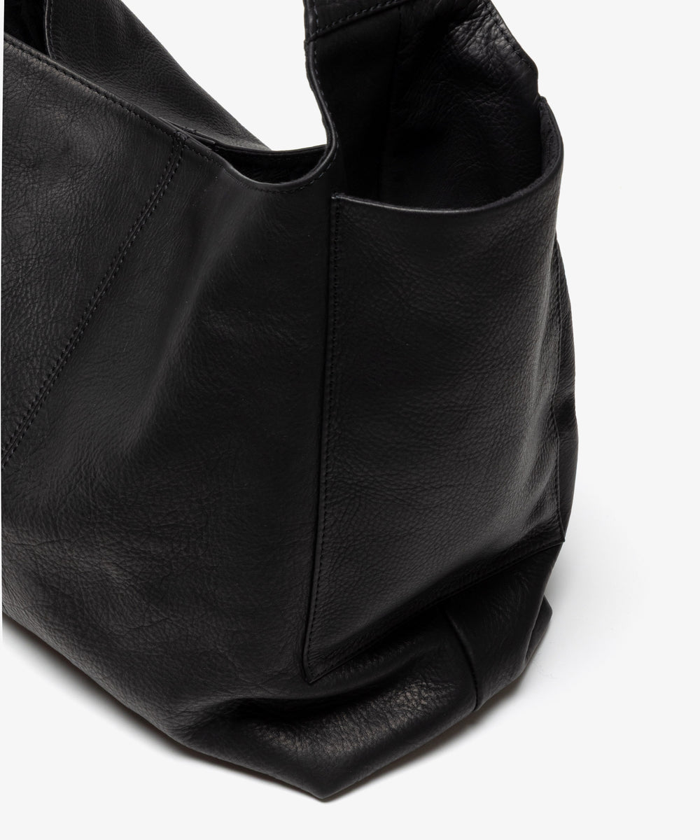 IMPERMA-LEATHER / ONE SHOULDER BAG / ME667