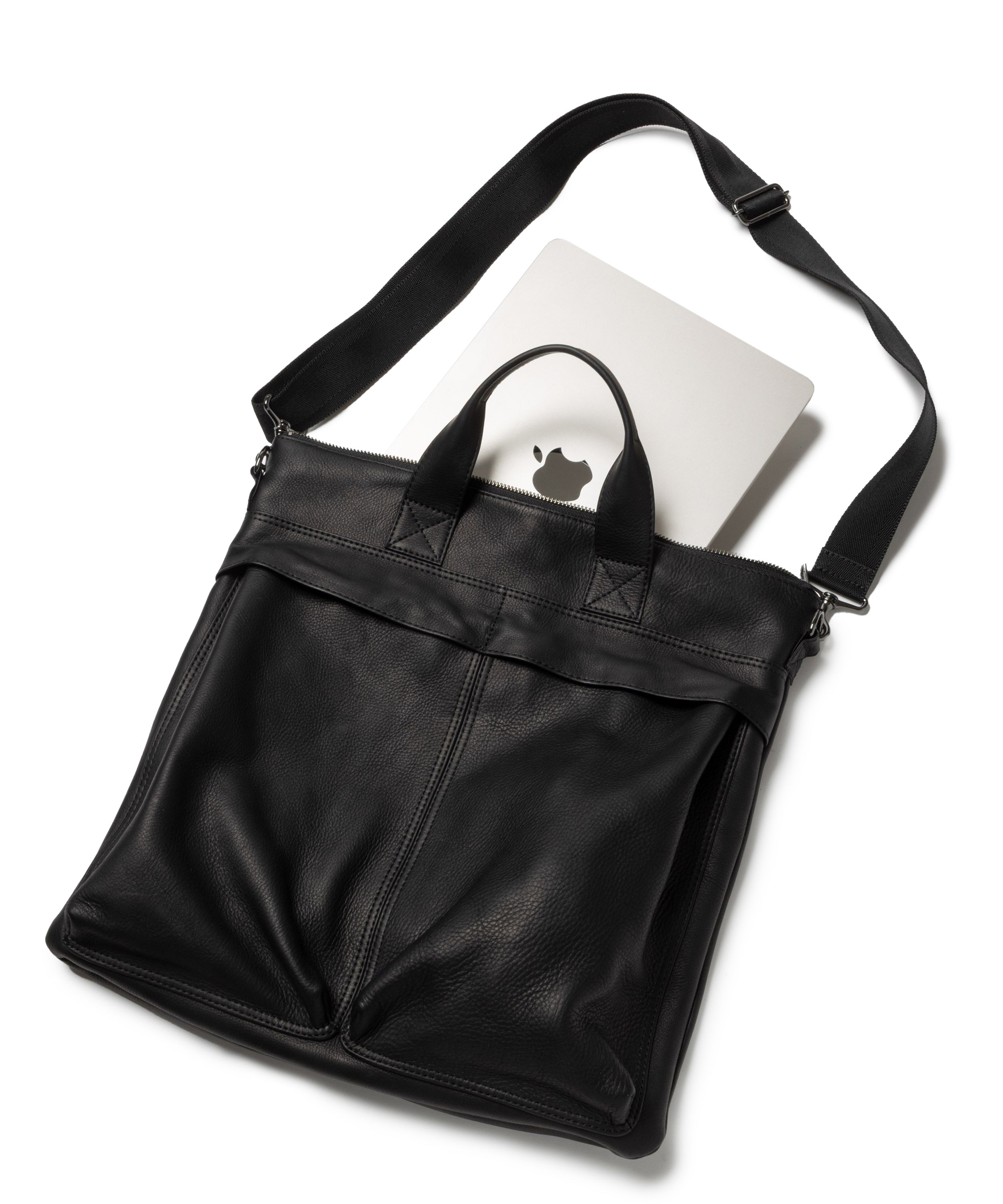 予約商品】IMPERMA-LEATHER / HELMET BAG / ME666 – MR.OLIVE ONLINE STORE