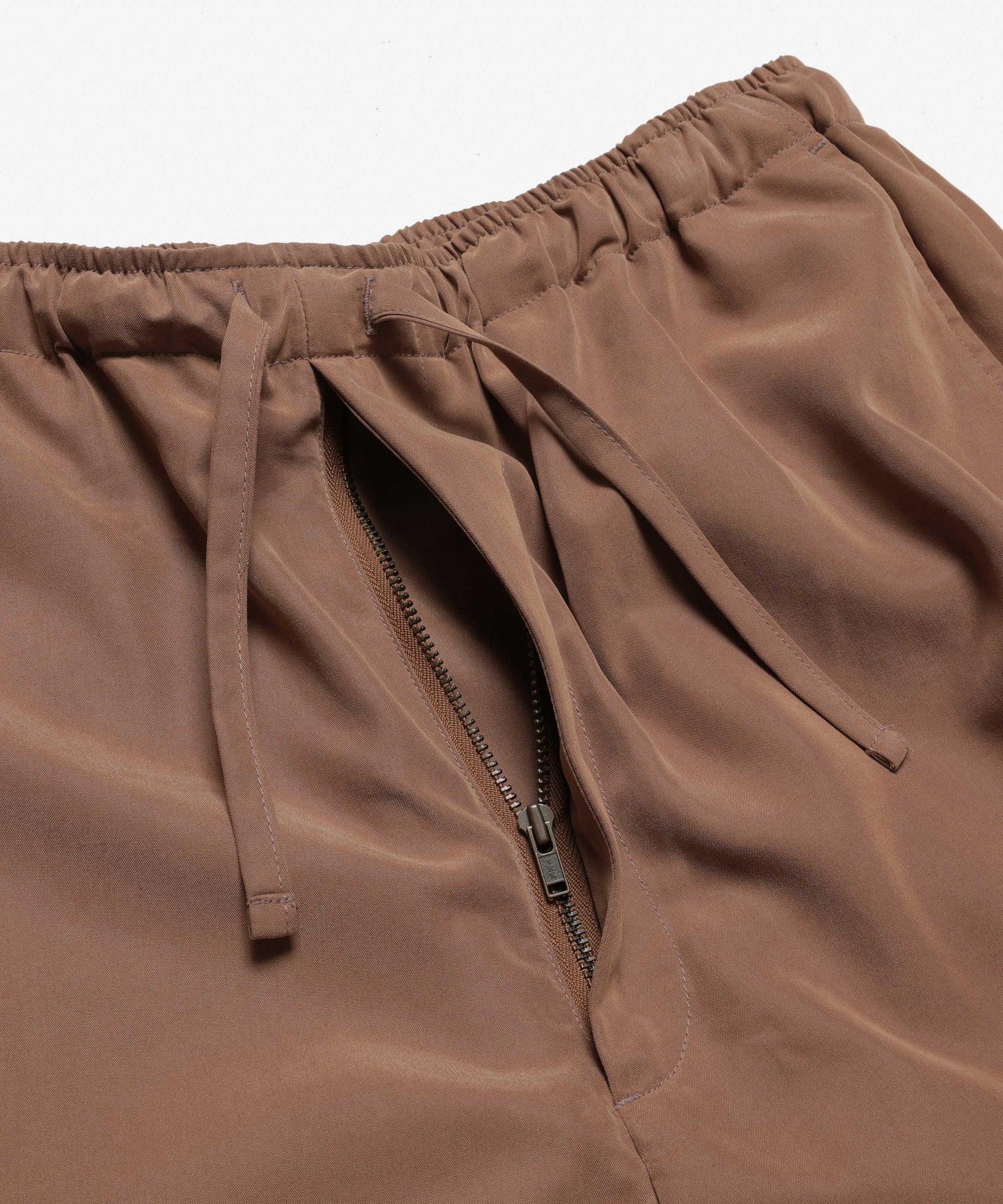 【予約商品】T/R POWDER CLOTH / DRAWSTRING TAPERED PANTS / M261119