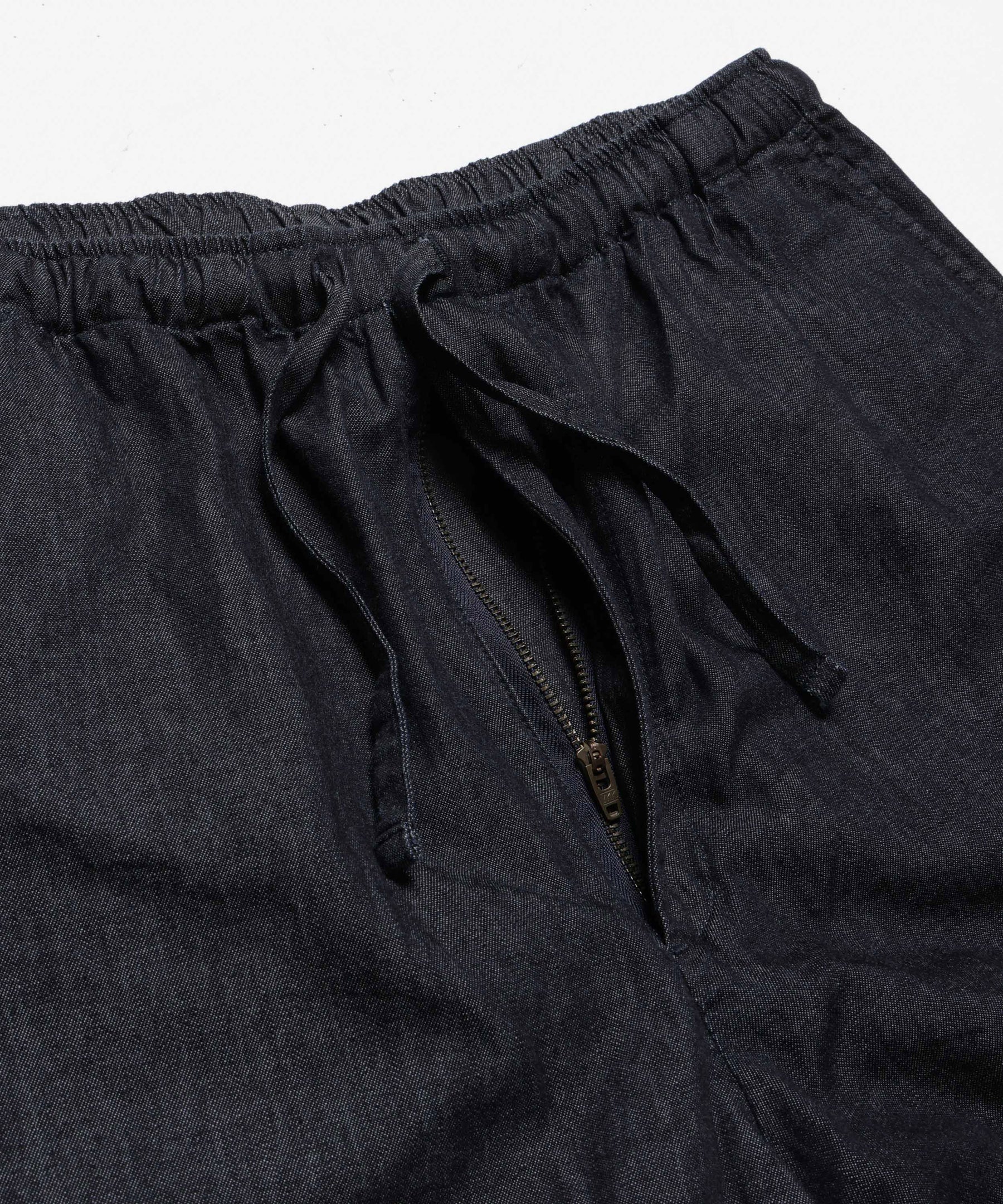 【予約商品】RINSE WASH 6oz SUPER LIGHT DENIM / DRAWSTRING TAPERED PANTS / M261112