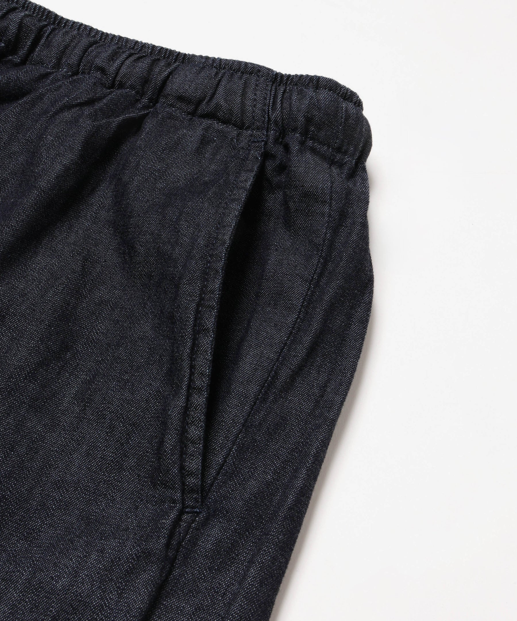 【予約商品】RINSE WASH 6oz SUPER LIGHT DENIM / DRAWSTRING TAPERED PANTS / M261112