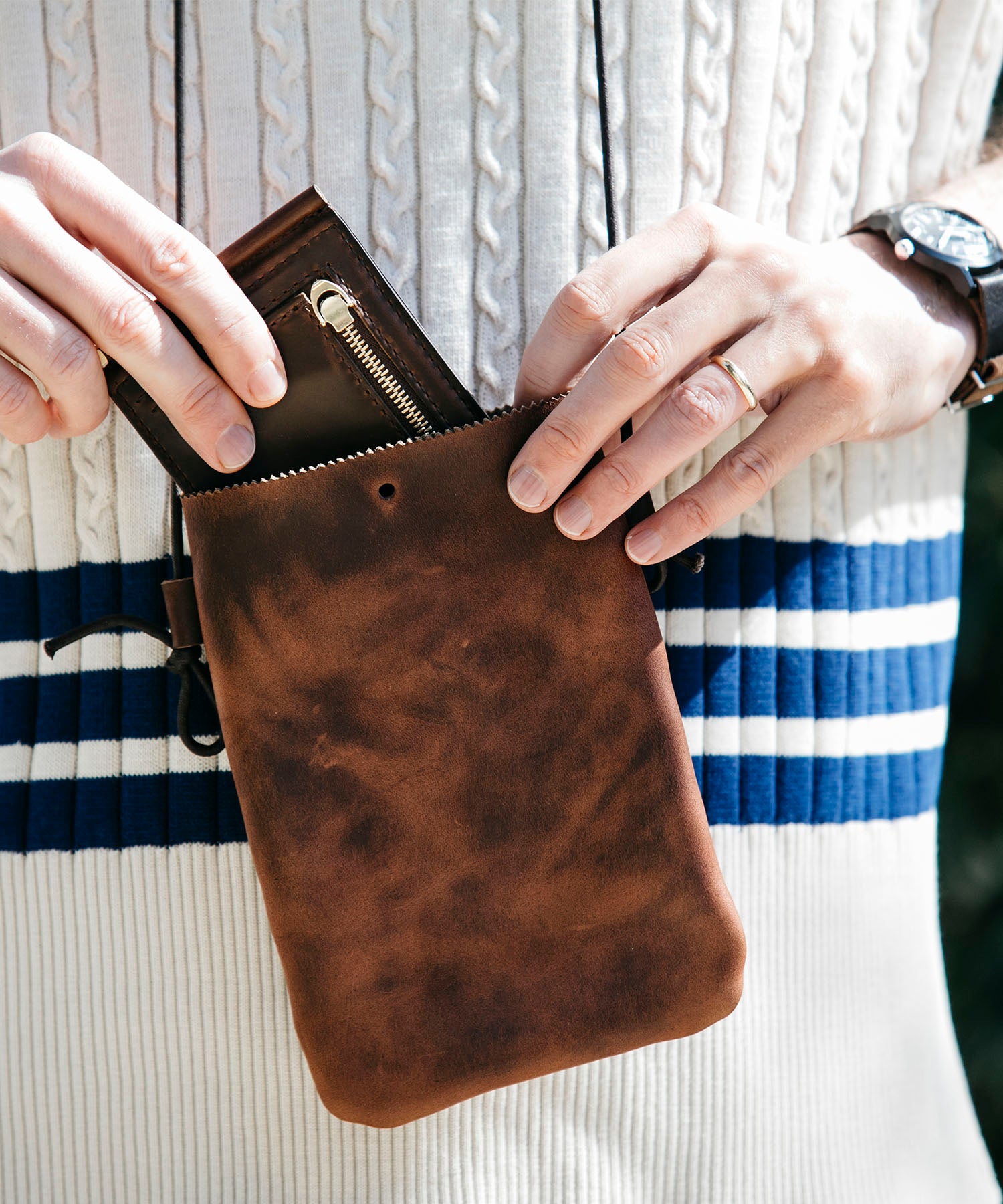 HORWEEN CHROMEXCEL LEATHER / TINY SACOCHE / ME682H – MR.OLIVE