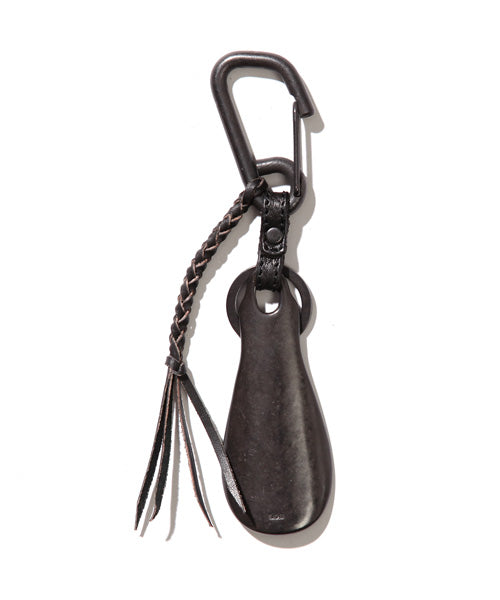 POLISHED STEER LEATHER / BRASS SHOE HORN KEY RING / ME361