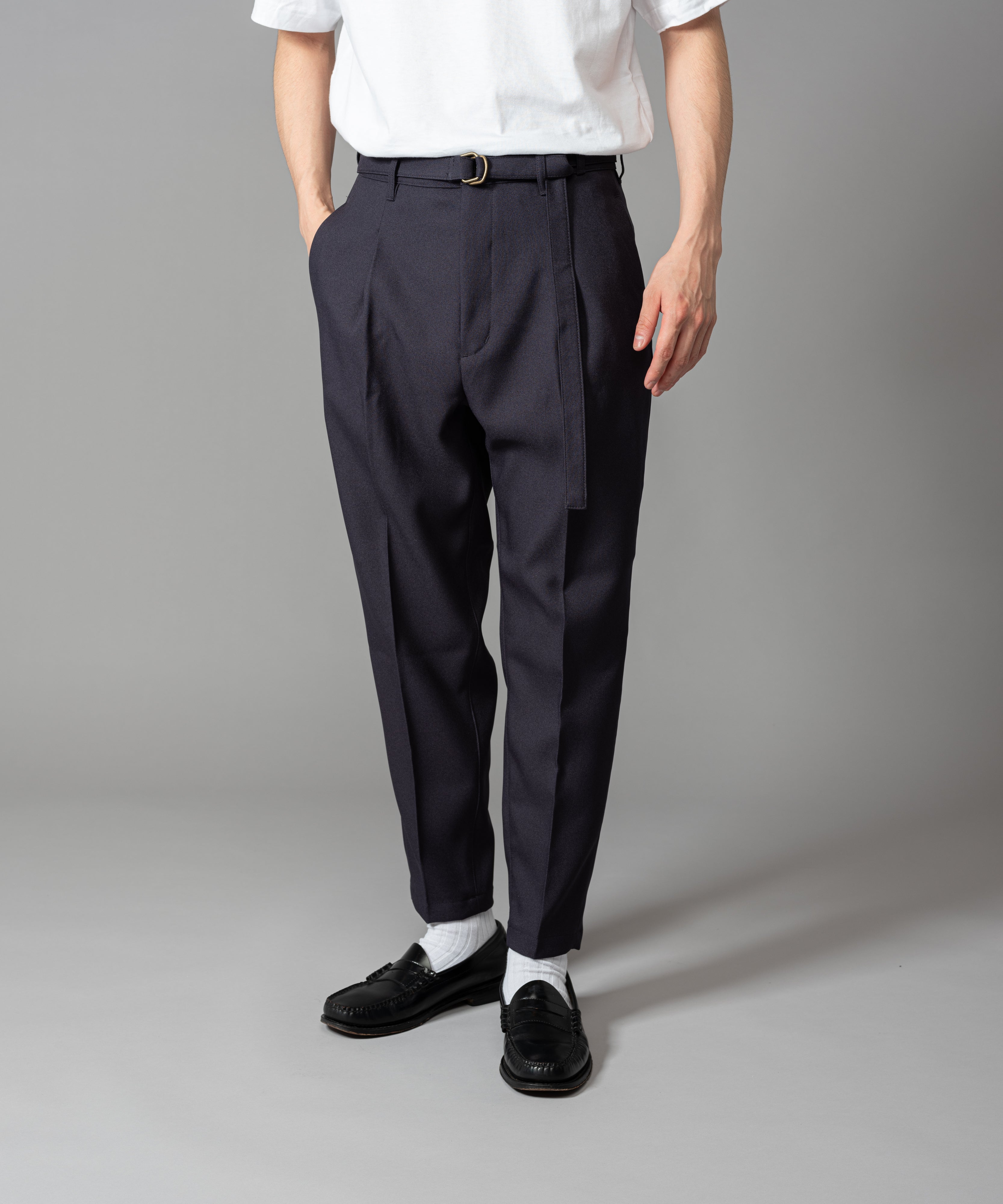 【ゆい】【新品未使用】MR.OLIVE RETORO POLYESTER RETORO POLYESTER TWILL /BELTED WIDE TAPERED PANTS｜MR.OLIVE