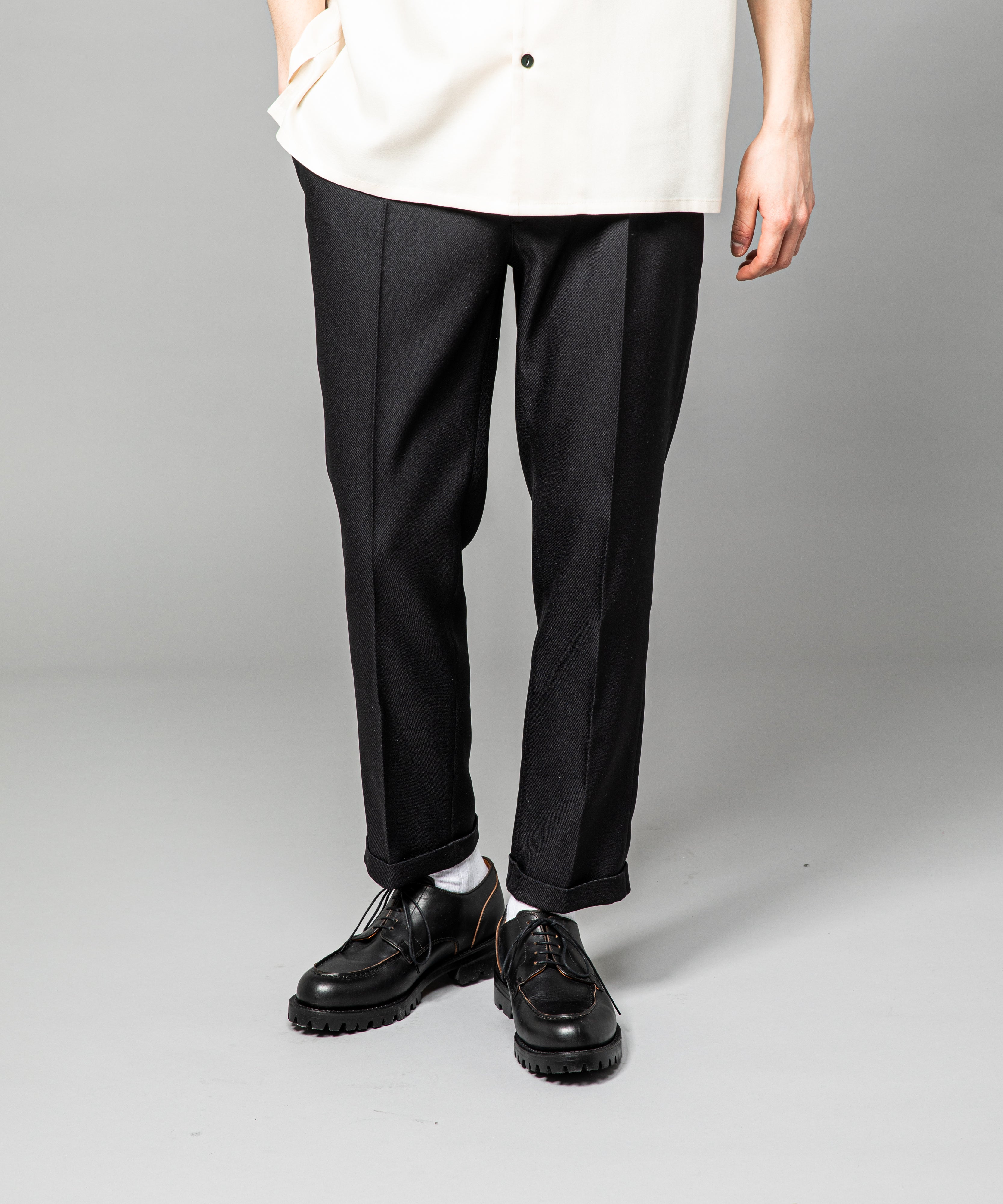 【ゆい】【新品未使用】MR.OLIVE RETORO POLYESTER セットアップ対応】RETORO POLYESTER TWILL / 2B ダブル