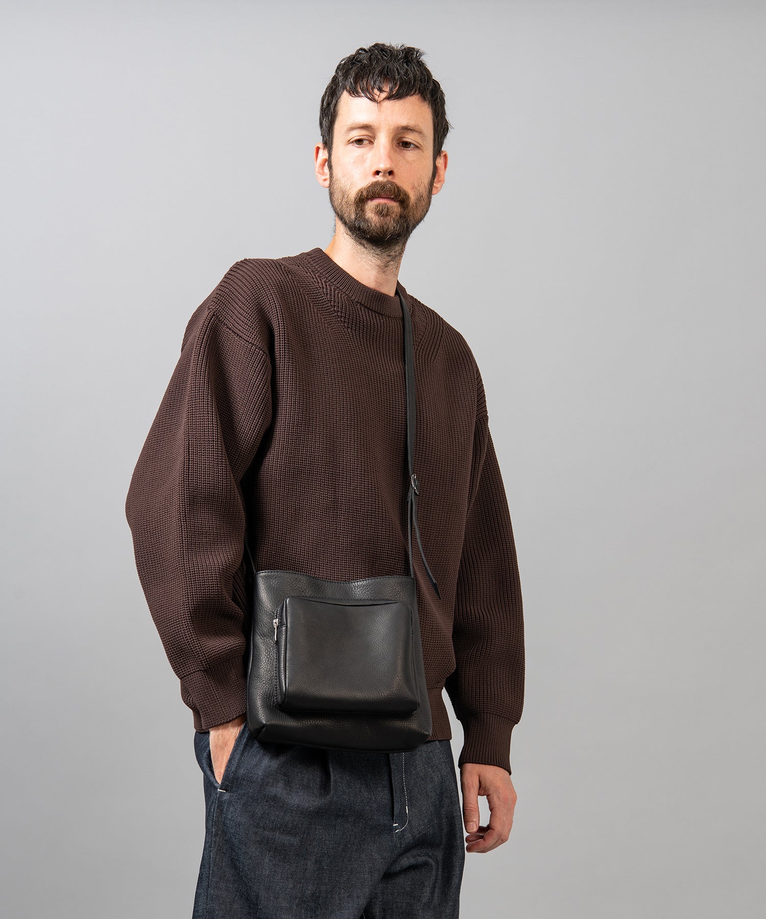 予約商品】IMPERMA-LEATHER / GUSSET POCKET COMPACT SHOULDER BAG
