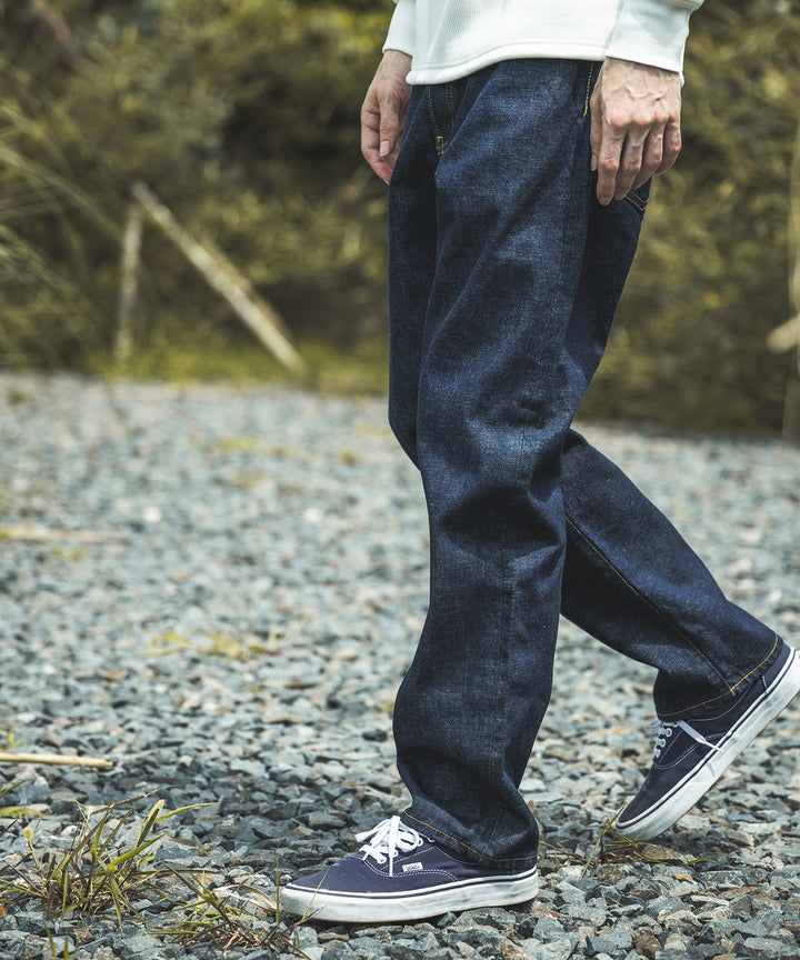 15oz OLD SELVAGE DENIM / WASHED RELAX TAPERED JEANS / M233127