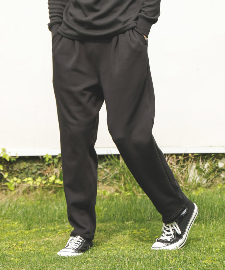 SUPER HEAT JERSEY / TAPERED EASY KNIT PANTS / M253142