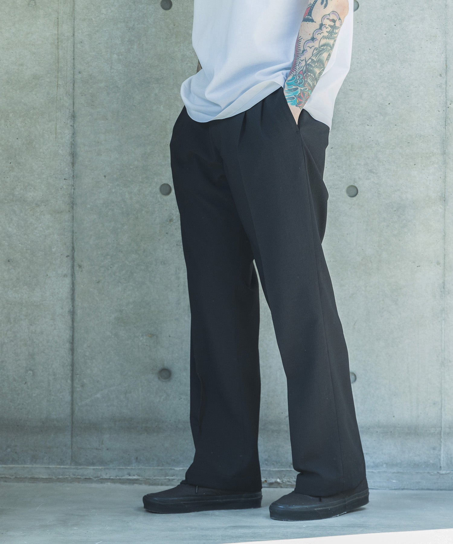 【予約商品】QUICK DRY MATERIAL / 2TACK STRAIGHT EASY PANTS / M262109