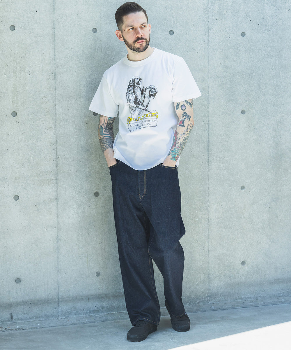 SAFARI & EXPEDUTION/ MACAW T-SHIRT