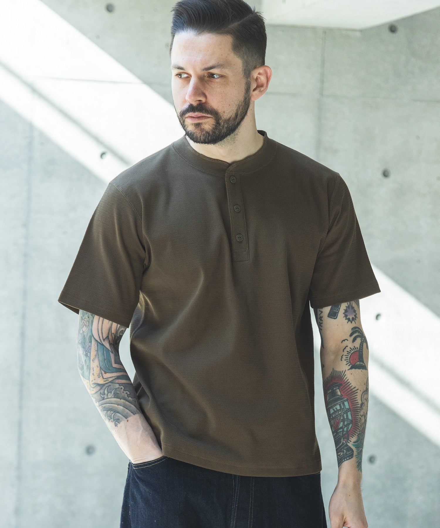 【予約商品】COMPACT HONEYCOMB MESH / HENLEY NECK T-SHIRT