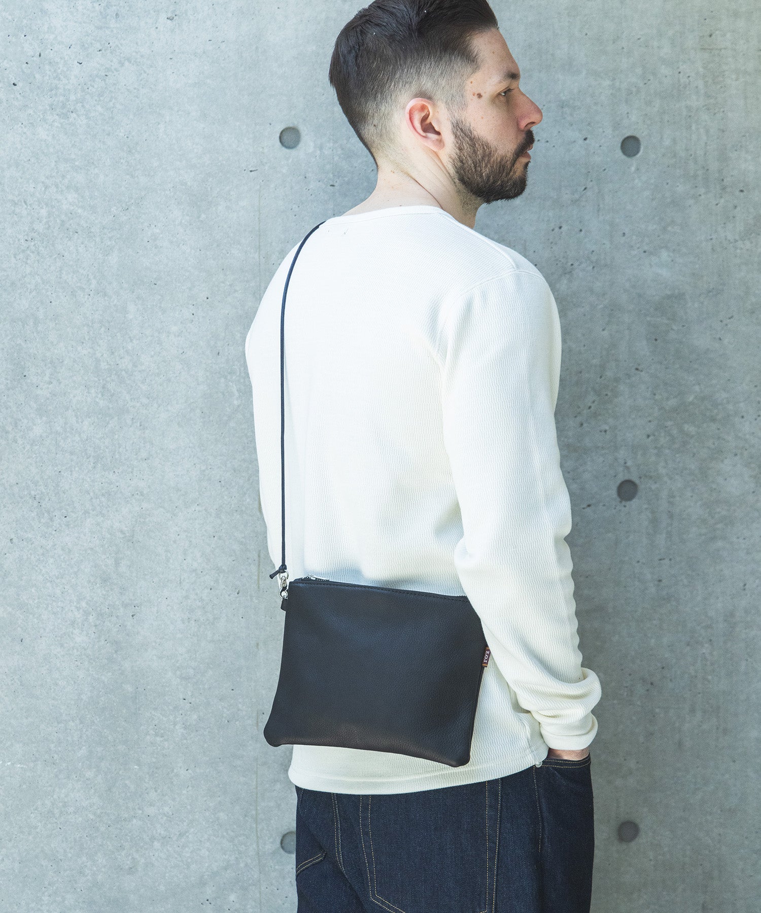 予約商品】IMPERMA-LEATHER / ZIPPER SMALL SACOCHE / ME680 – MR