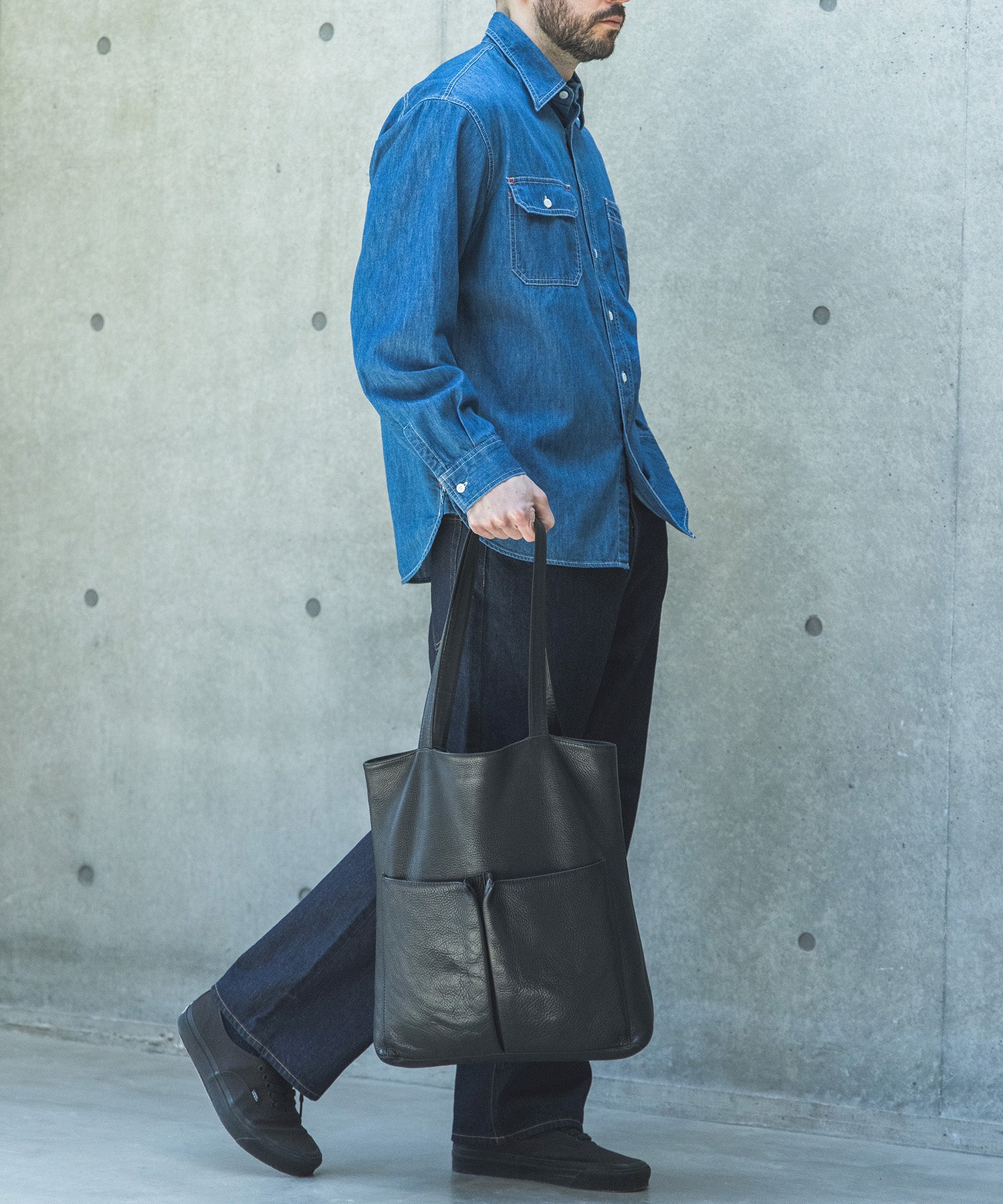 【予約商品】IMPERMA-LEATHER / GUSSET POCKET TOTE BAG / ME651