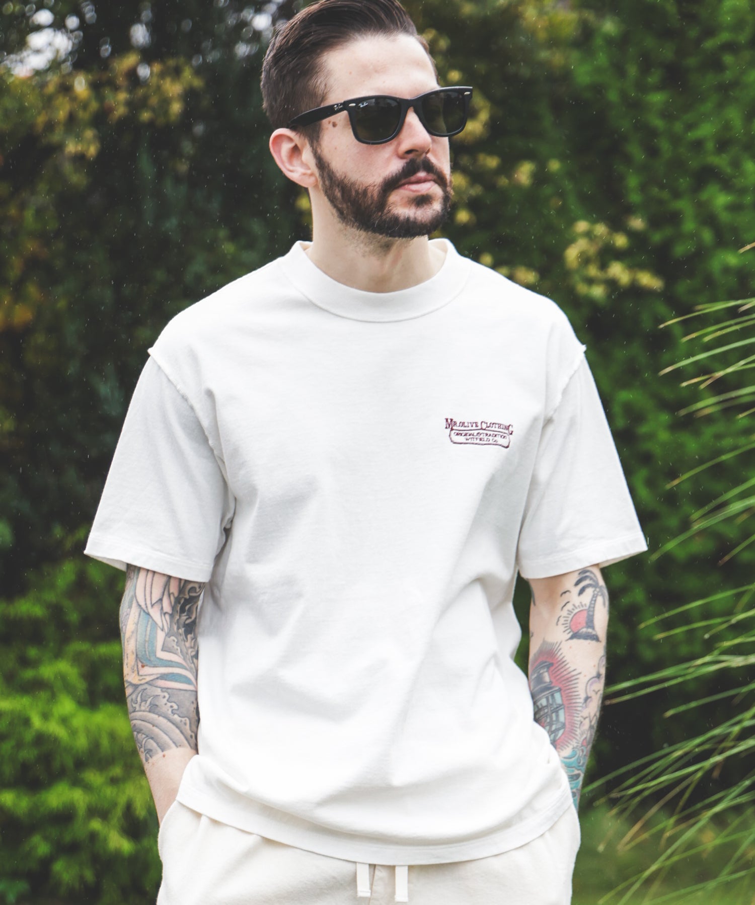 USED 17/1 EMERALD COTTON / EMBROIDERY S/S T-SHIRT