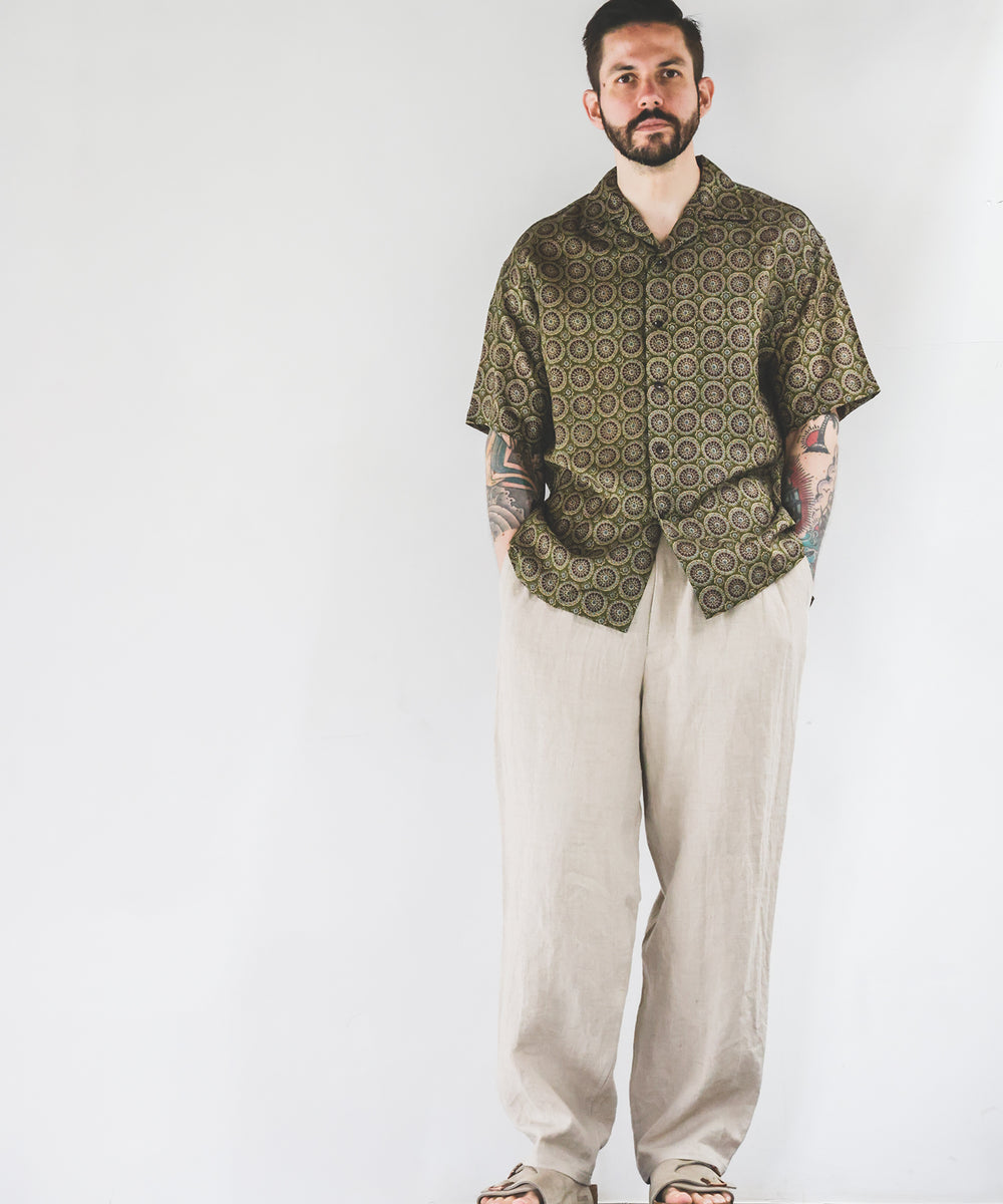 L/R CIRCLE BATIK PATTERN / OPEN COLLAR SHIRT