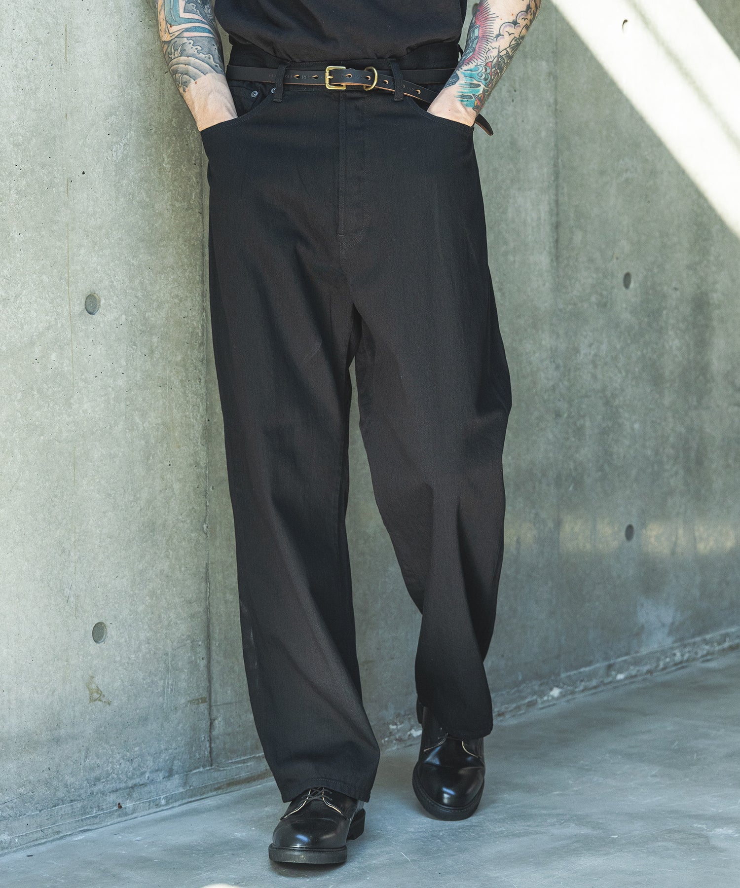 RINSE WASH 8oz DENIM / WASHED WIDE STRIGHT PANTS / M261104 – MR