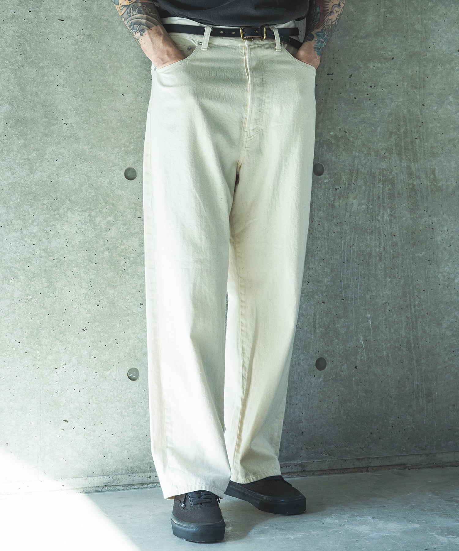 RINSE WASH 8oz DENIM / WASHED WIDE STRIGHT PANTS / M261104 – MR