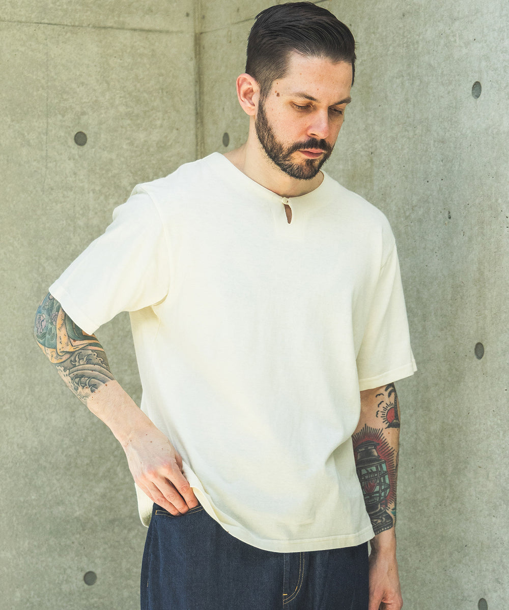 【予約商品】88/12 VINTAGE MATERIAL / KEY NECK T-SHIRT / M261137