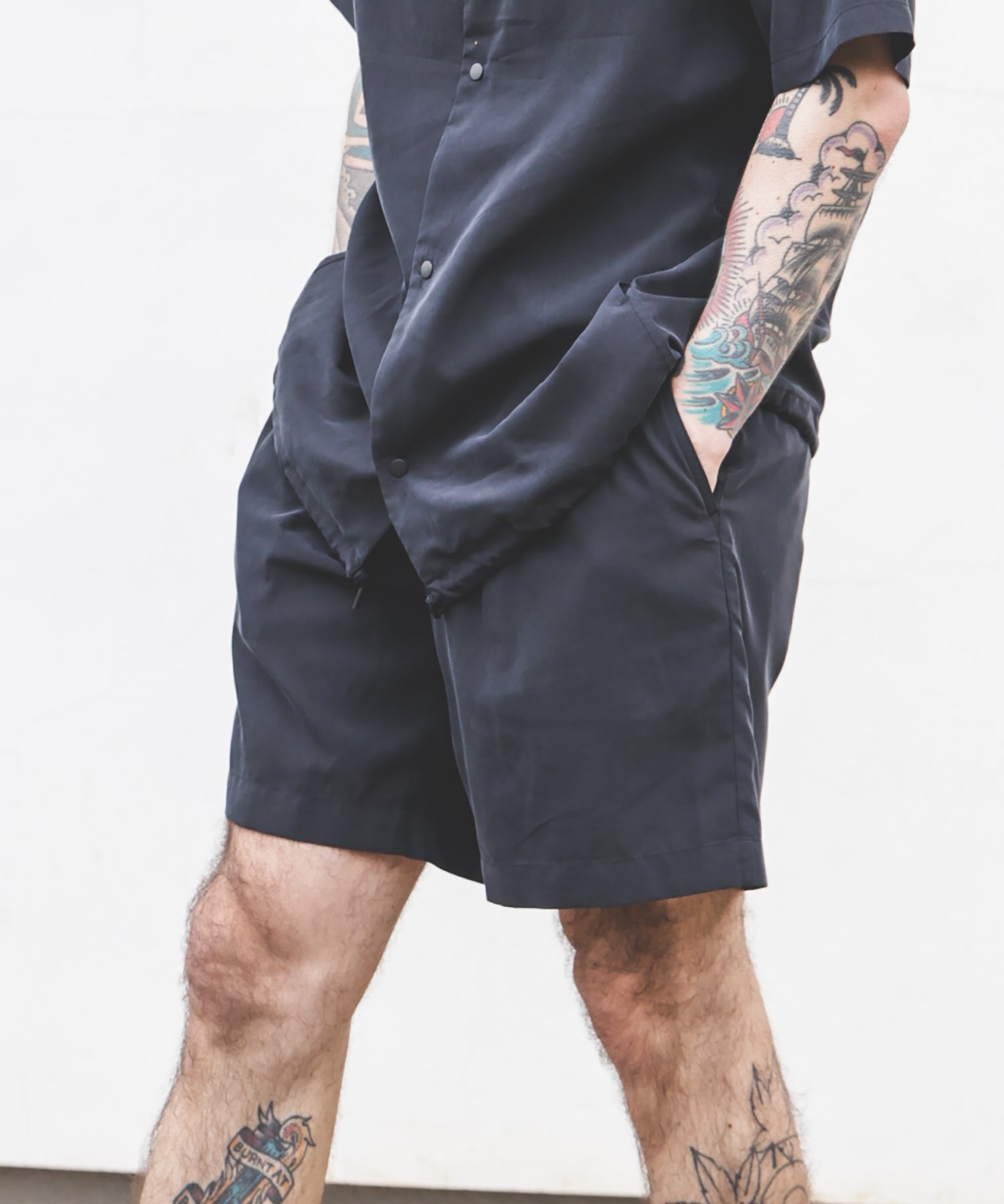 T/R POWDER CLOTH / ONE TACK SHORTS