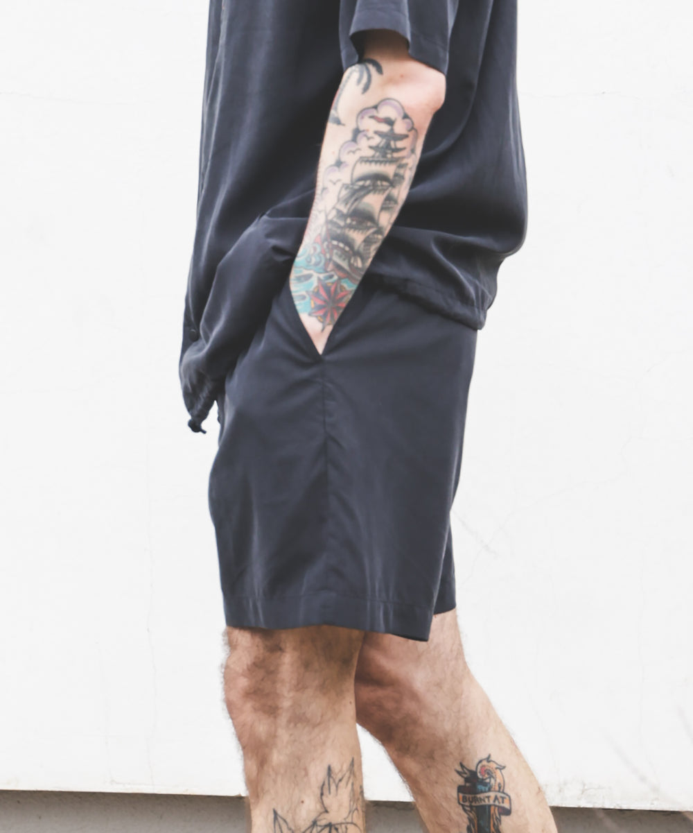 T/R POWDER CLOTH / ONE TACK SHORTS