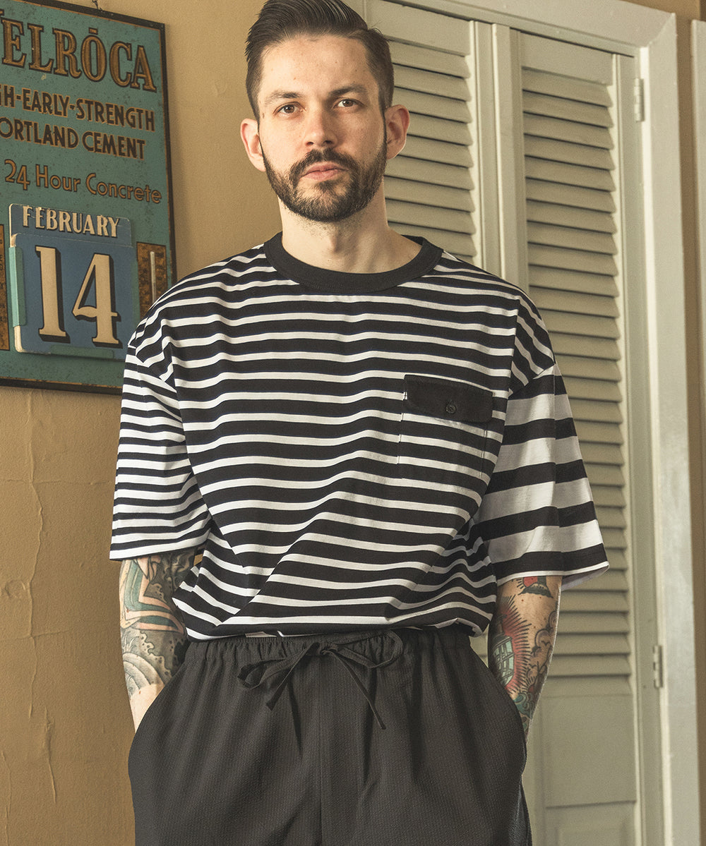 SILKET BORDER / FLAP POCKET T-SHIRT
