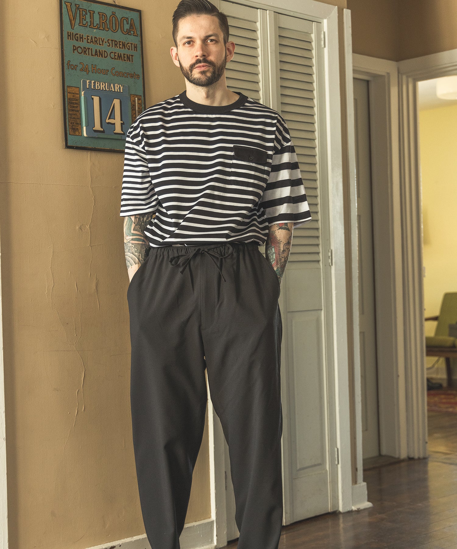 SILKET BORDER / FLAP POCKET T-SHIRT