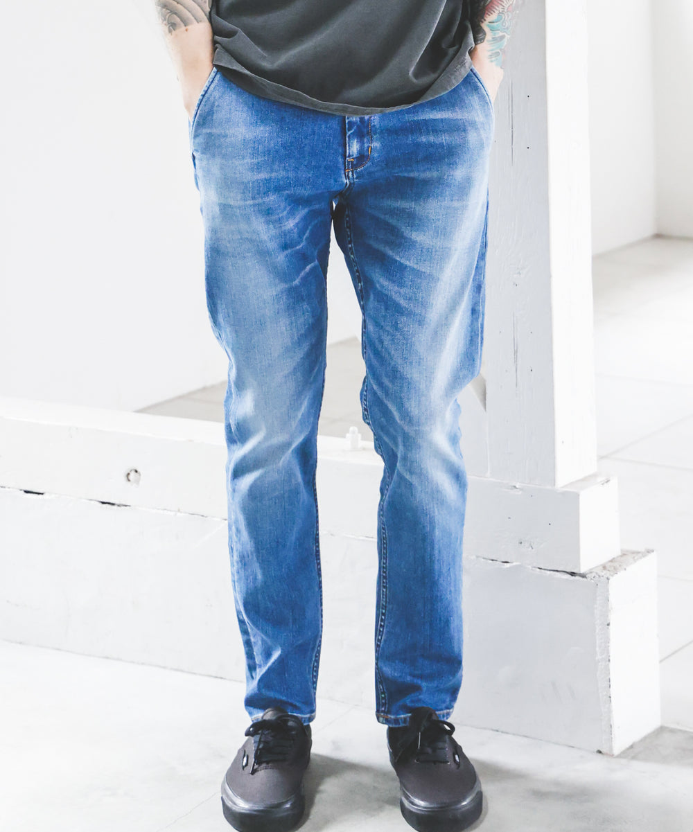 SUPER STRETCH DENIM / USED WASH SLIM PANTS