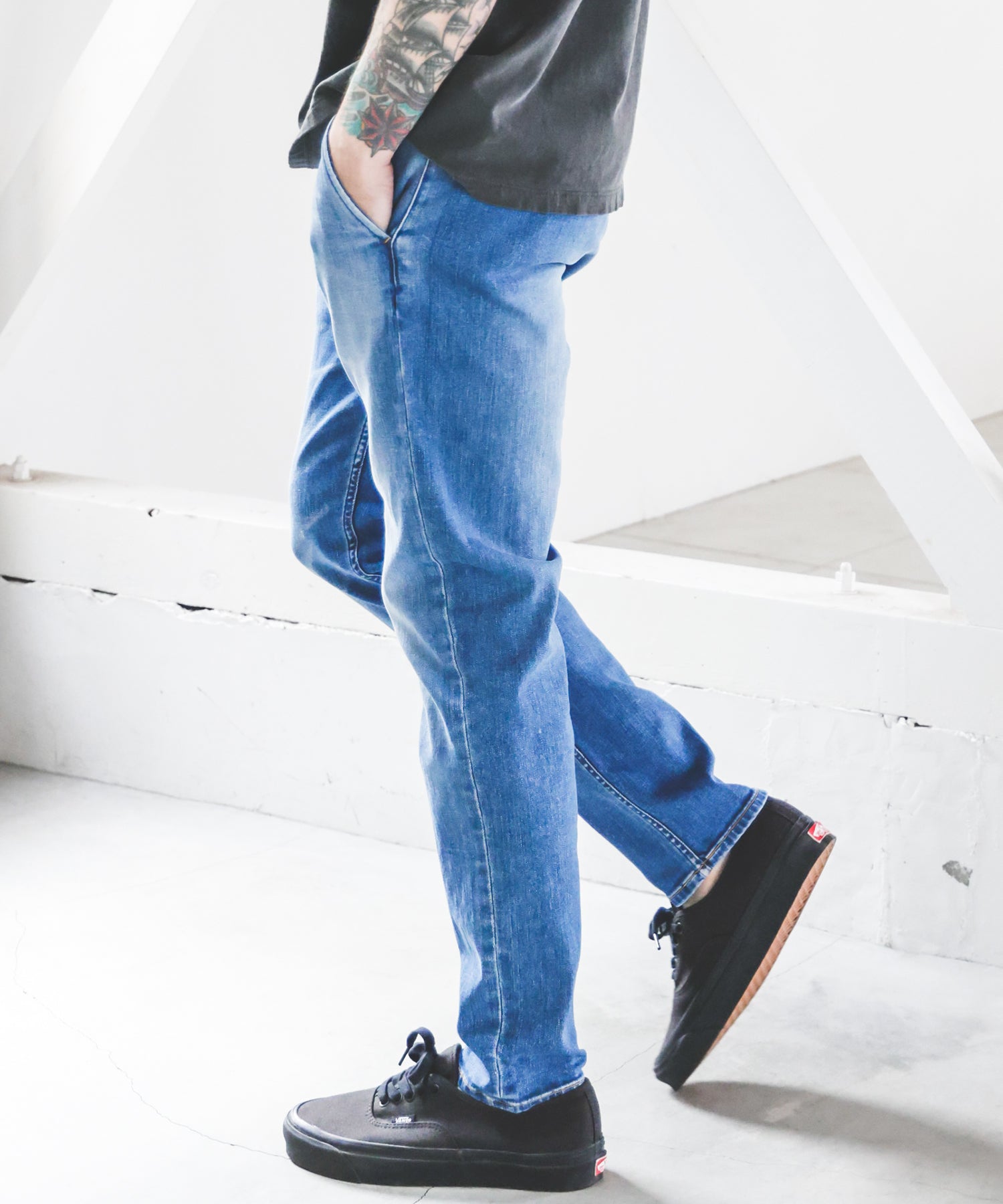SUPER STRETCH DENIM / USED WASH SLIM PANTS
