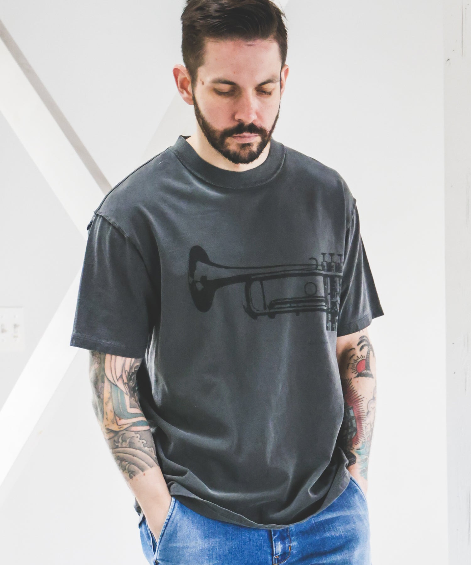 USED 17/1 EMERALD COTTON / TRUMPET S/S T-SHIRT