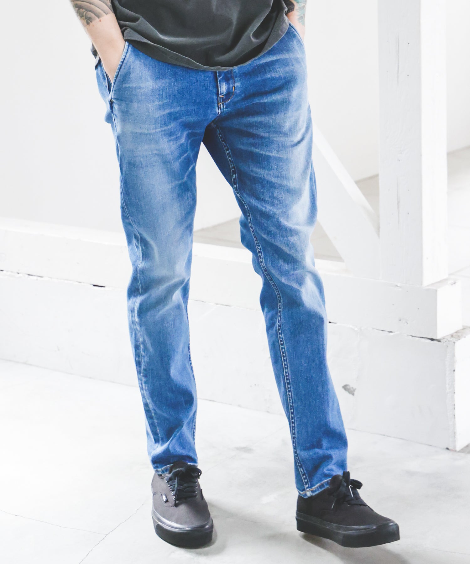 SUPER STRETCH DENIM / USED WASH SLIM PANTS