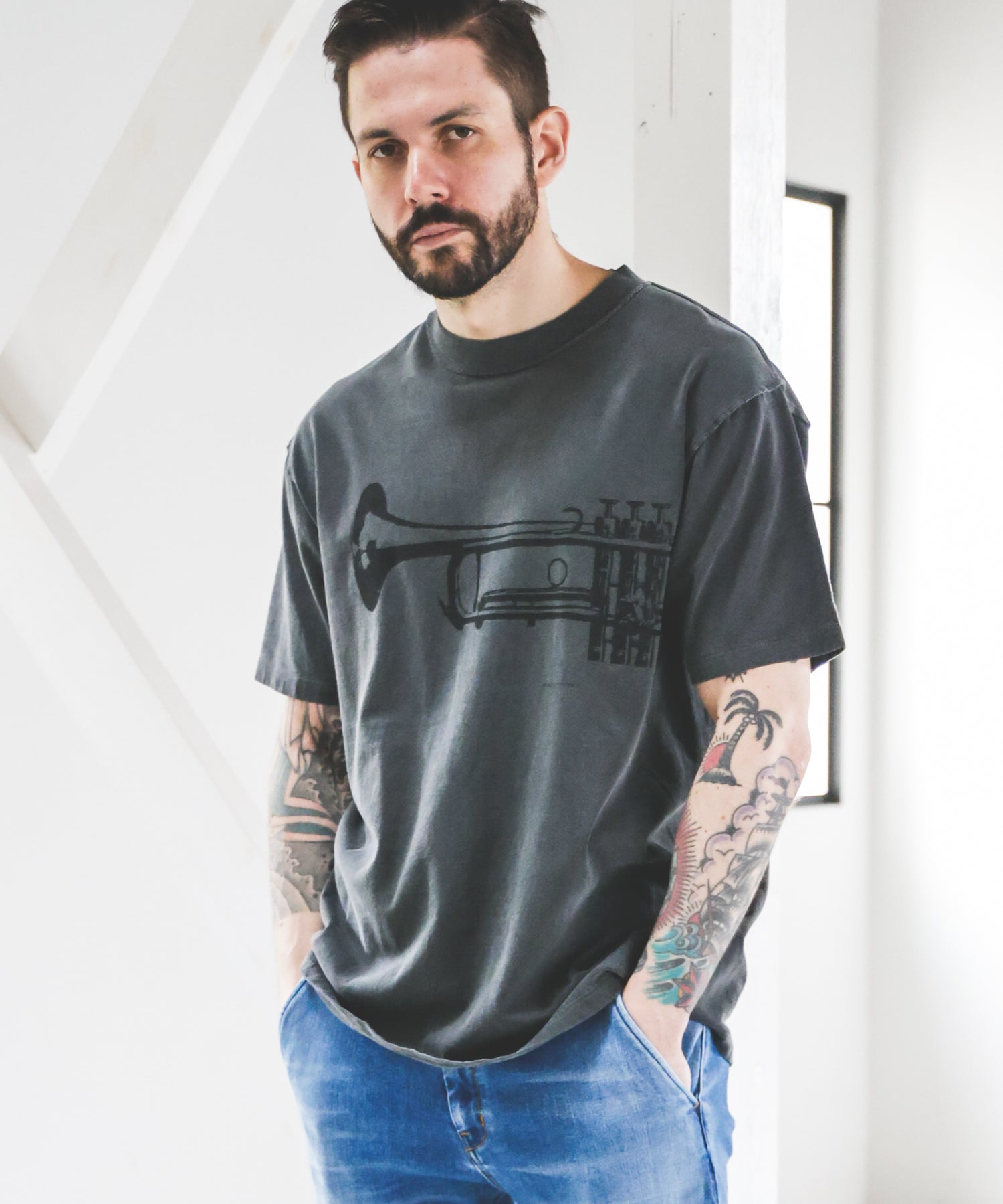 USED 17/1 EMERALD COTTON / TRUMPET S/S T-SHIRT