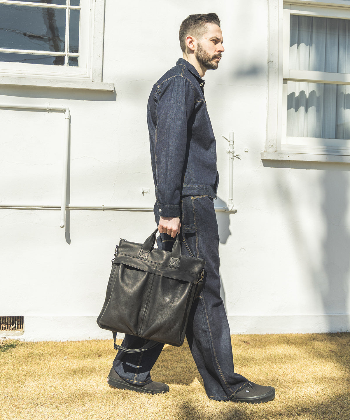 IMPERMA-LEATHER / HELMET BAG / ME666 – MR.OLIVE ONLINE STORE