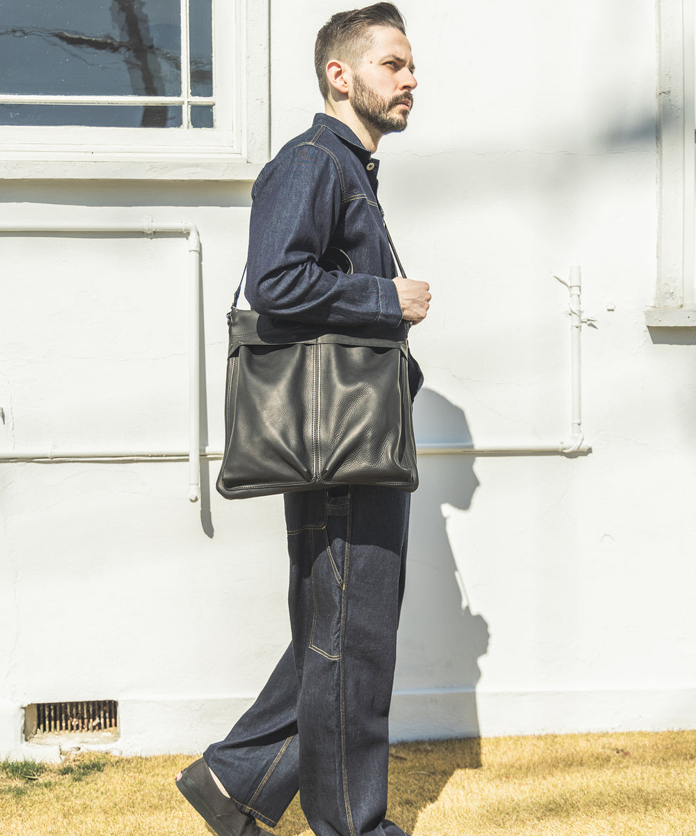 IMPERMA-LEATHER / HELMET BAG / ME666
