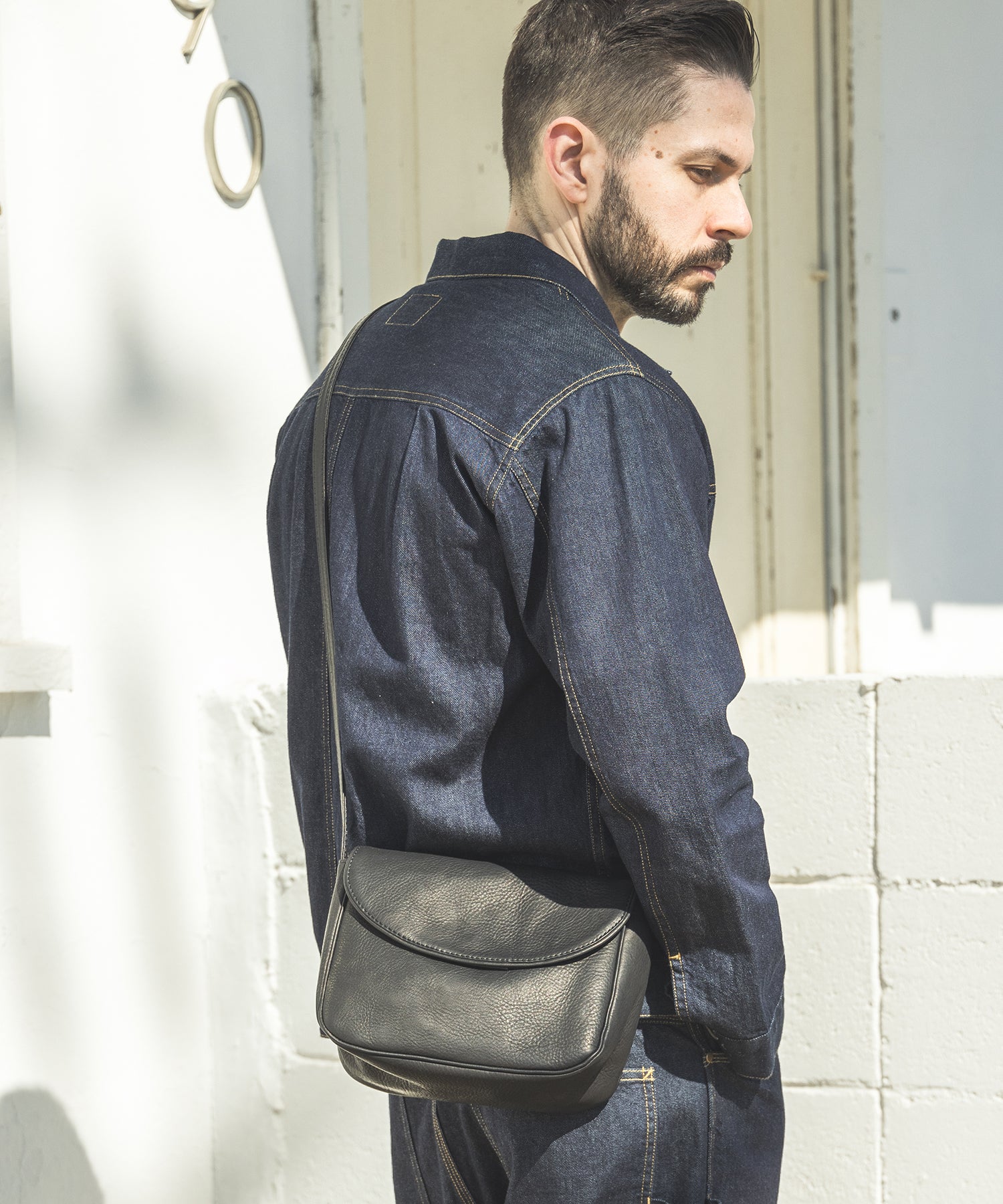 IMPERMA-LEATHER / NEAT SHOULDER BAG / ME668