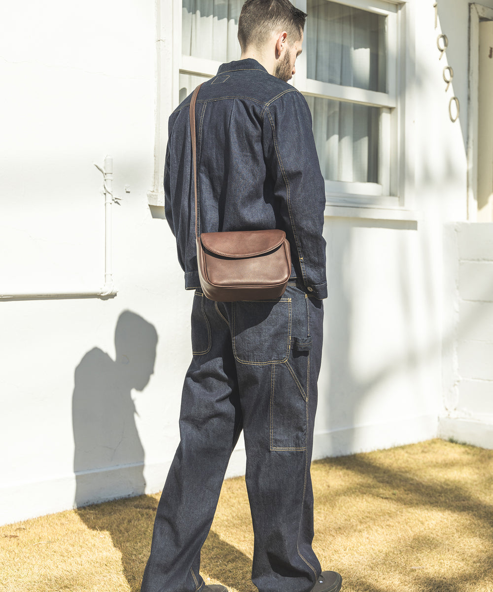 IMPERMA-LEATHER / NEAT SHOULDER BAG / ME668